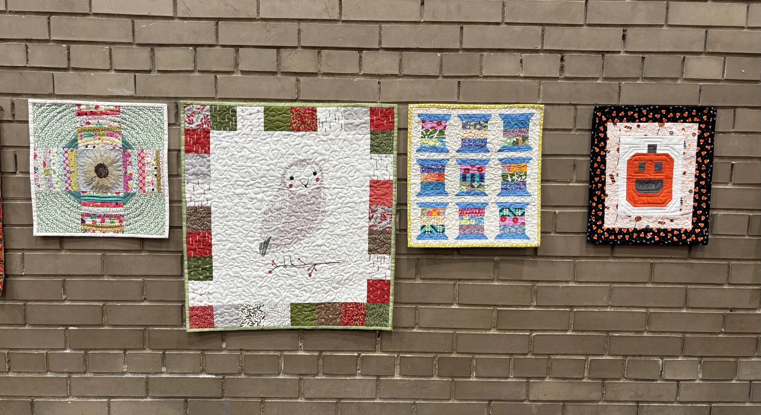 15_Mini Quilt Display.jpeg
