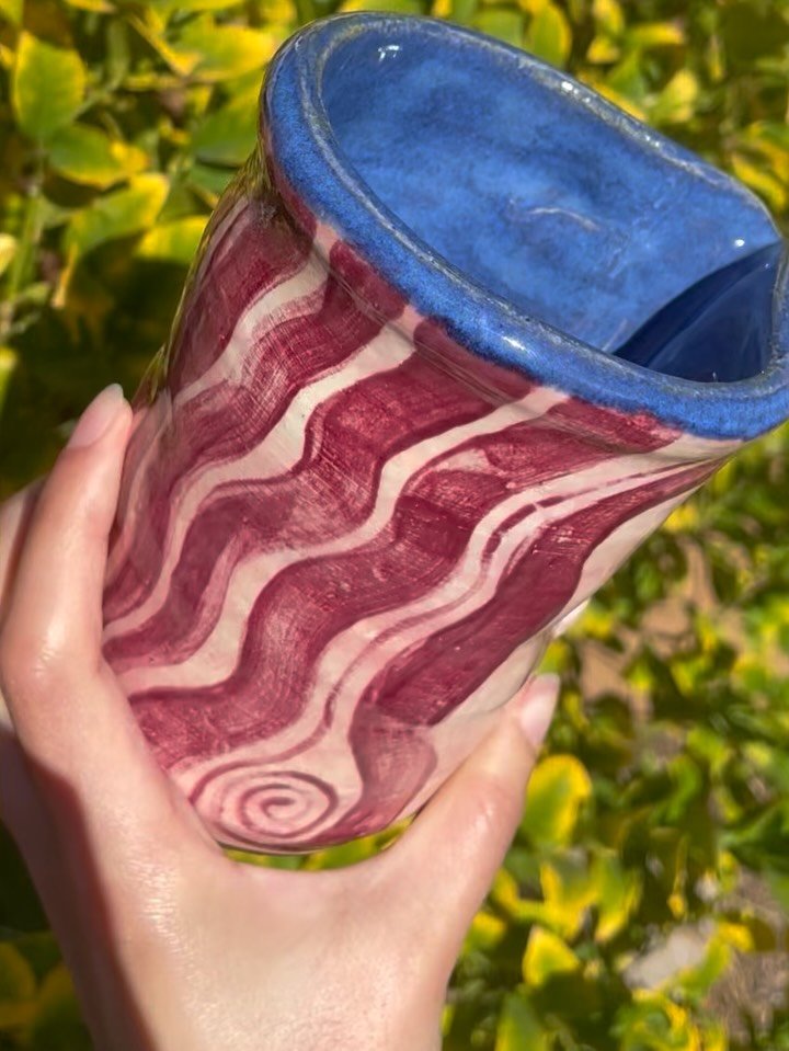 here&rsquo;s a cup 🐛