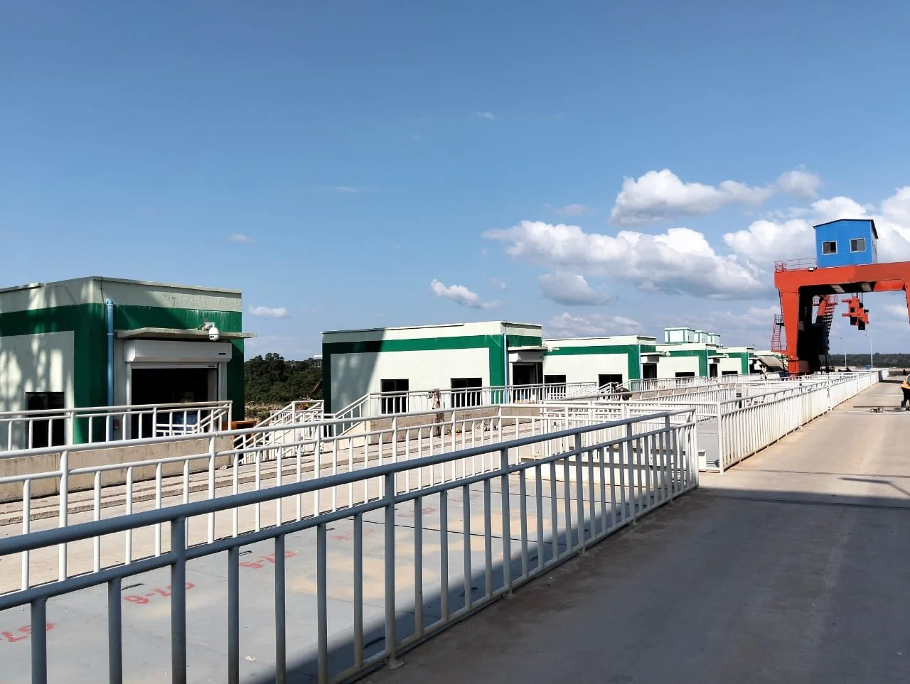 Almosallamy is the leading company for rolling shuter doors for export in tanzania4.jpeg