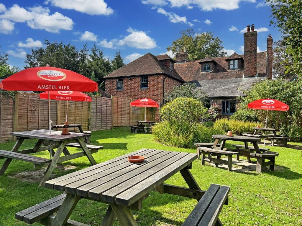 Star Inn garden.jpeg