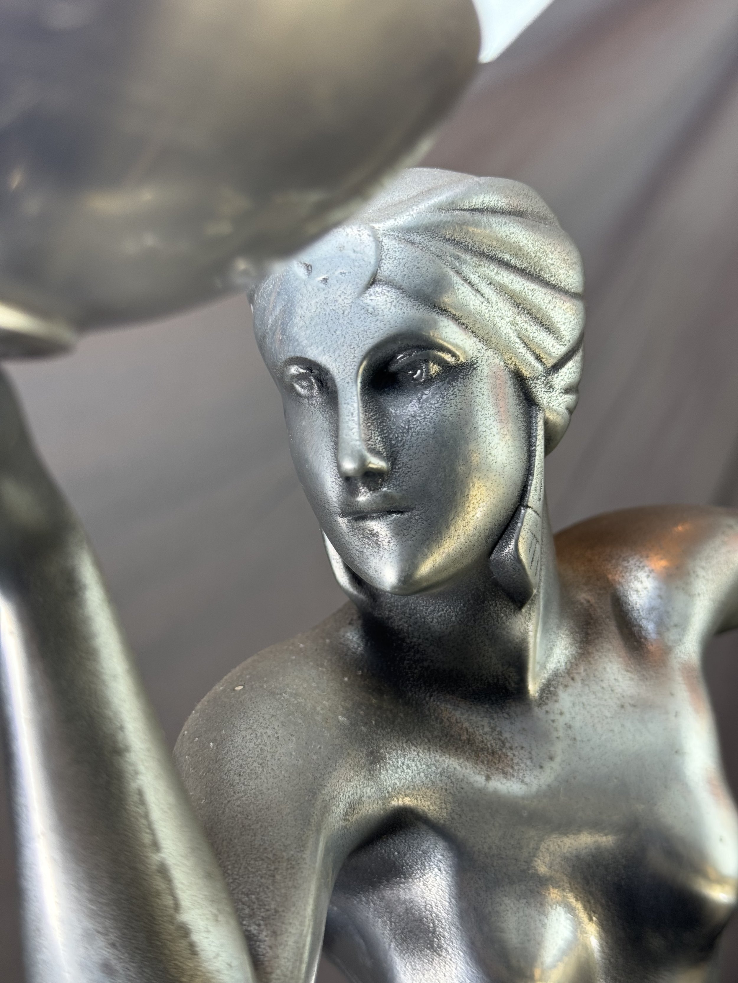 Repo Art Deco Lamp
