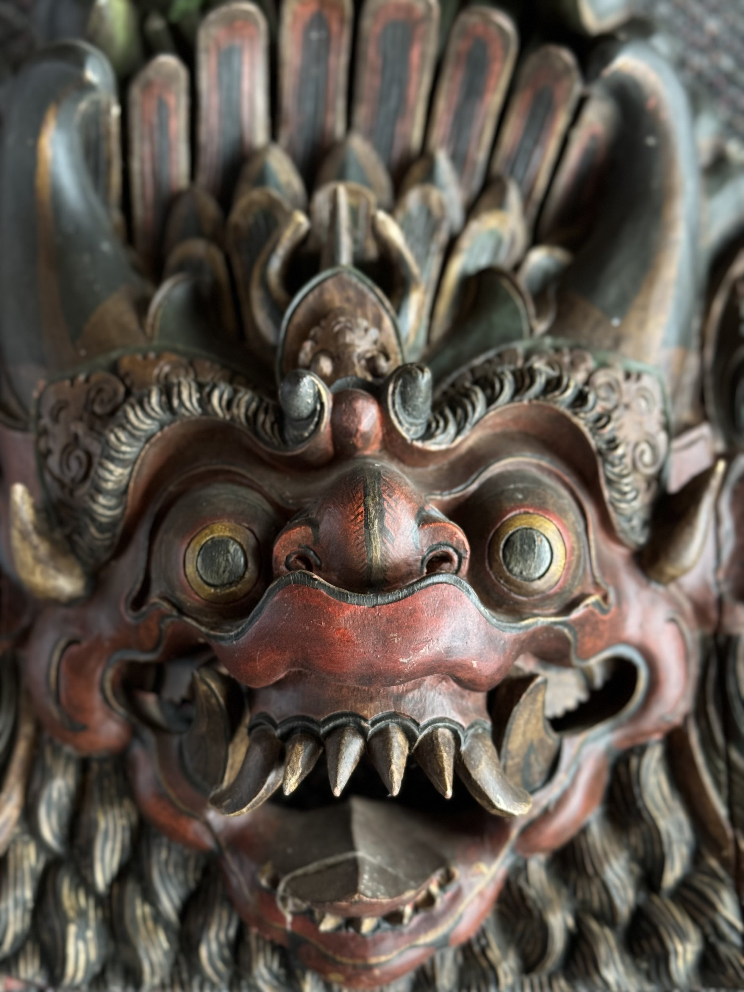 Mask Statue