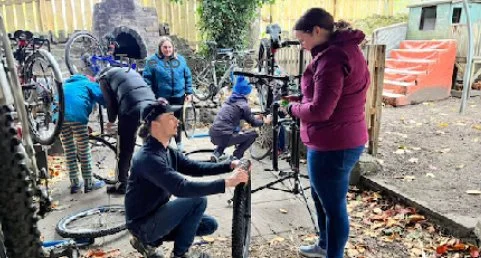 Basic bike maintenance class