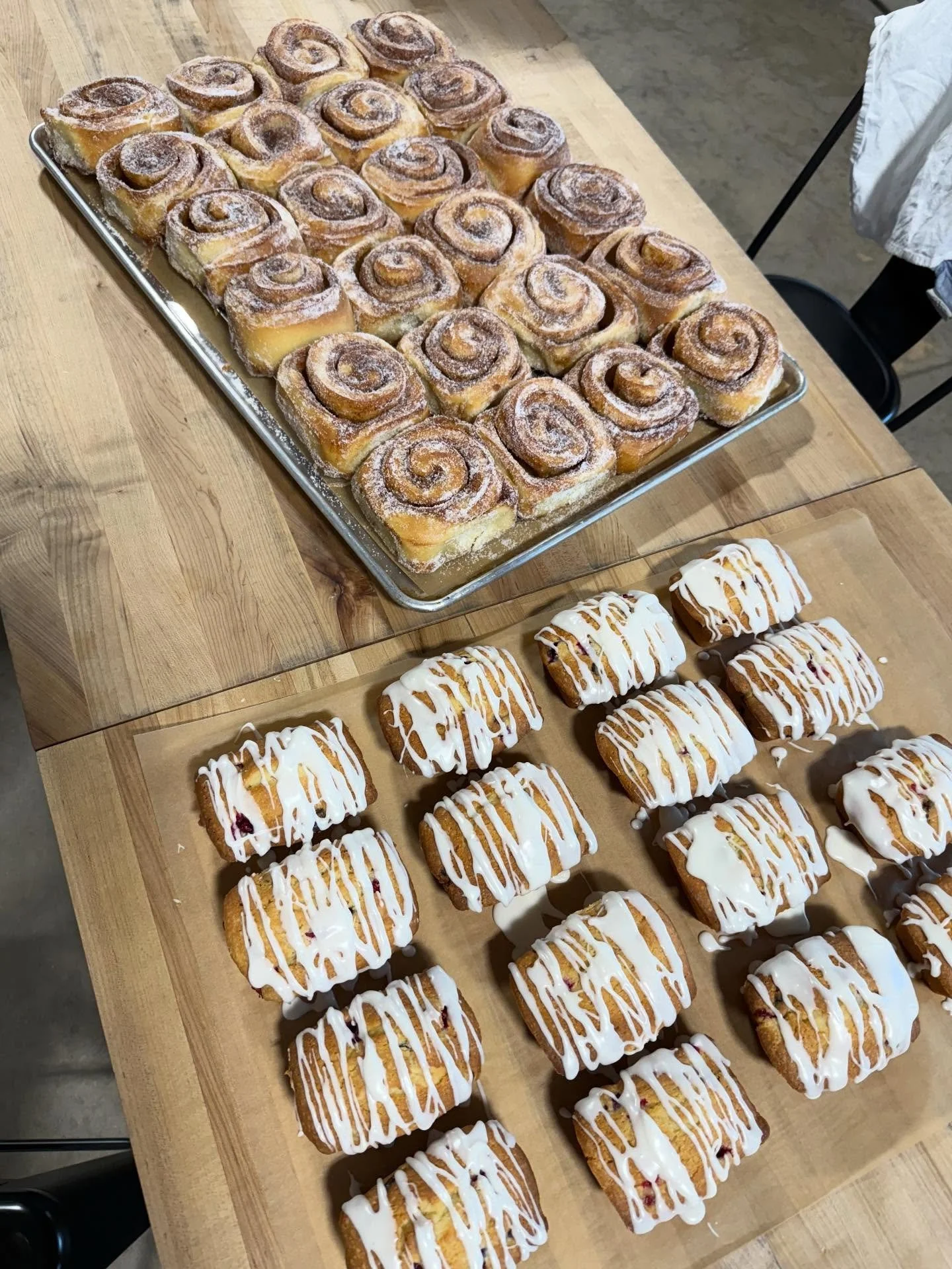 Extra special goodies headed to the @apothiccompany this morning. Grab some to enjoy while you are out shopping today. #buildingsilveroakfarm #blackfriday #baker @pgcountyva @visitpetersburgva