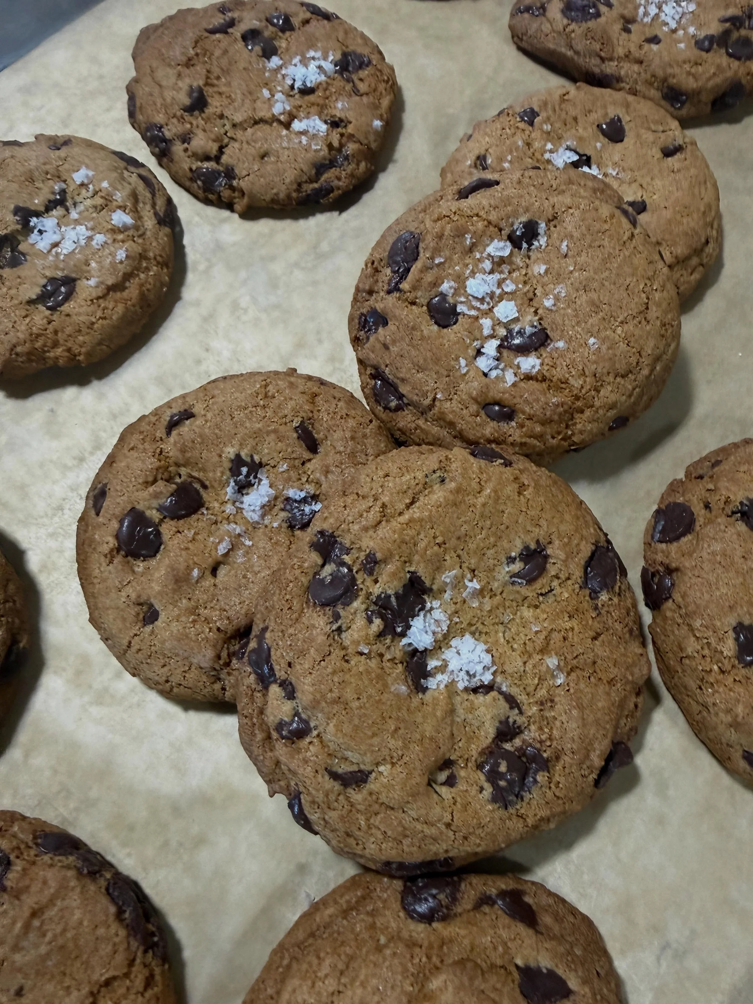 Start the day off right. Sourdough chocolate chip cookies and cinnamon raisin bread available at @apothiccompany today. @pgcountyva @visitpetersburgva @vafarmbureau @virginiafarmersmarkets @silveroakfarm