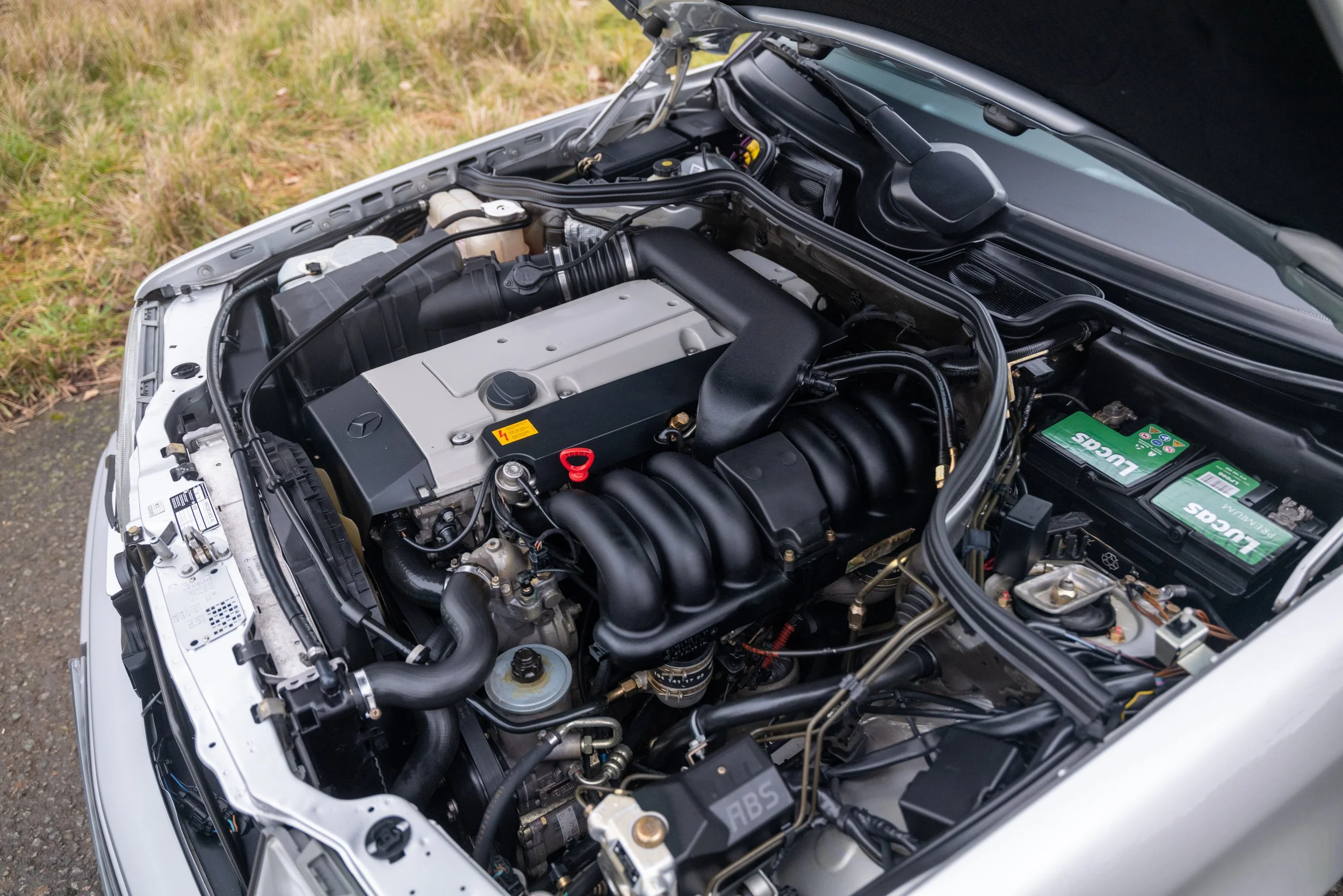 1996 Mercedes E320 Cabriolet - 40 - L1070464.jpg