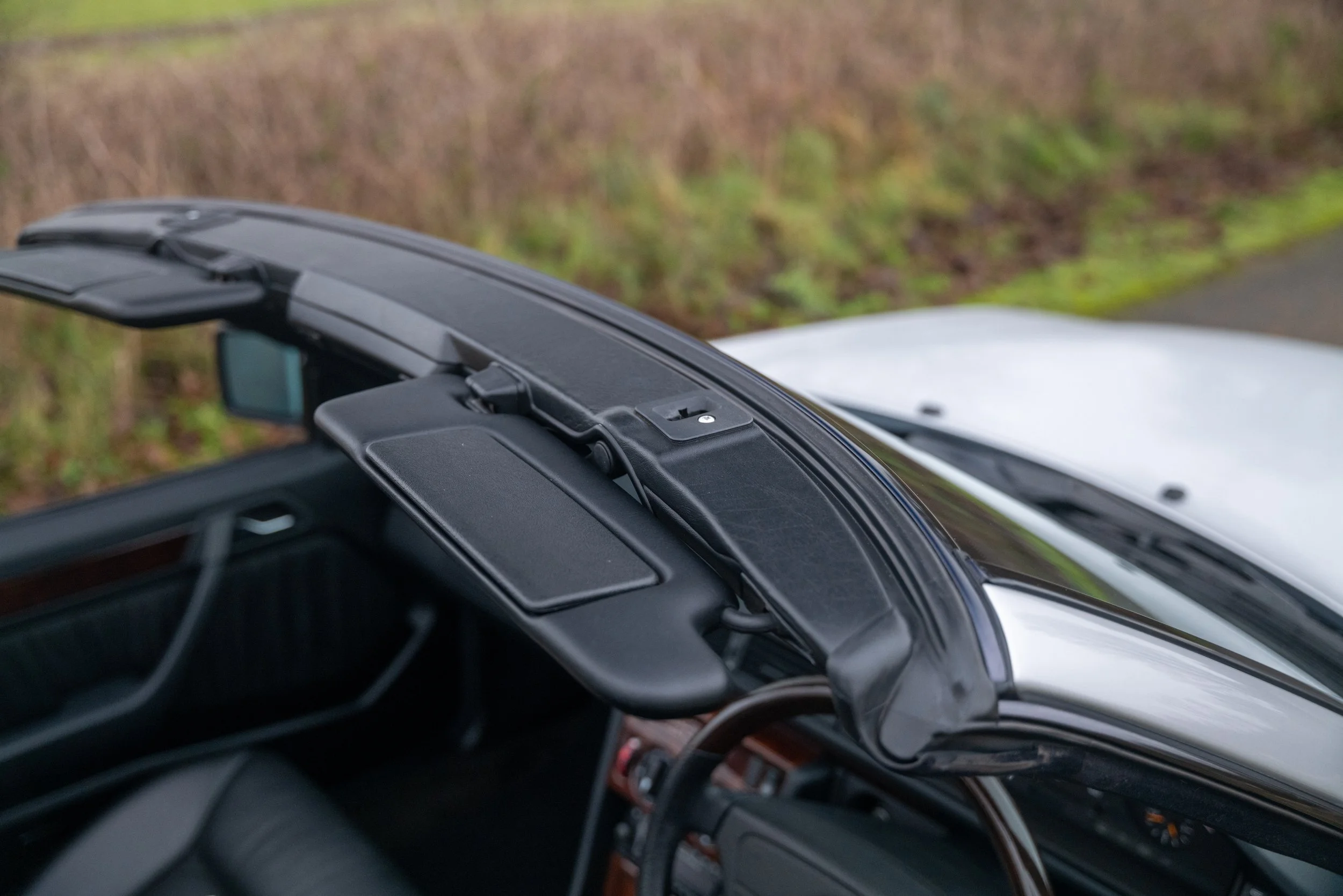 1996 Mercedes E320 Cabriolet - 23 - L1070446.jpg