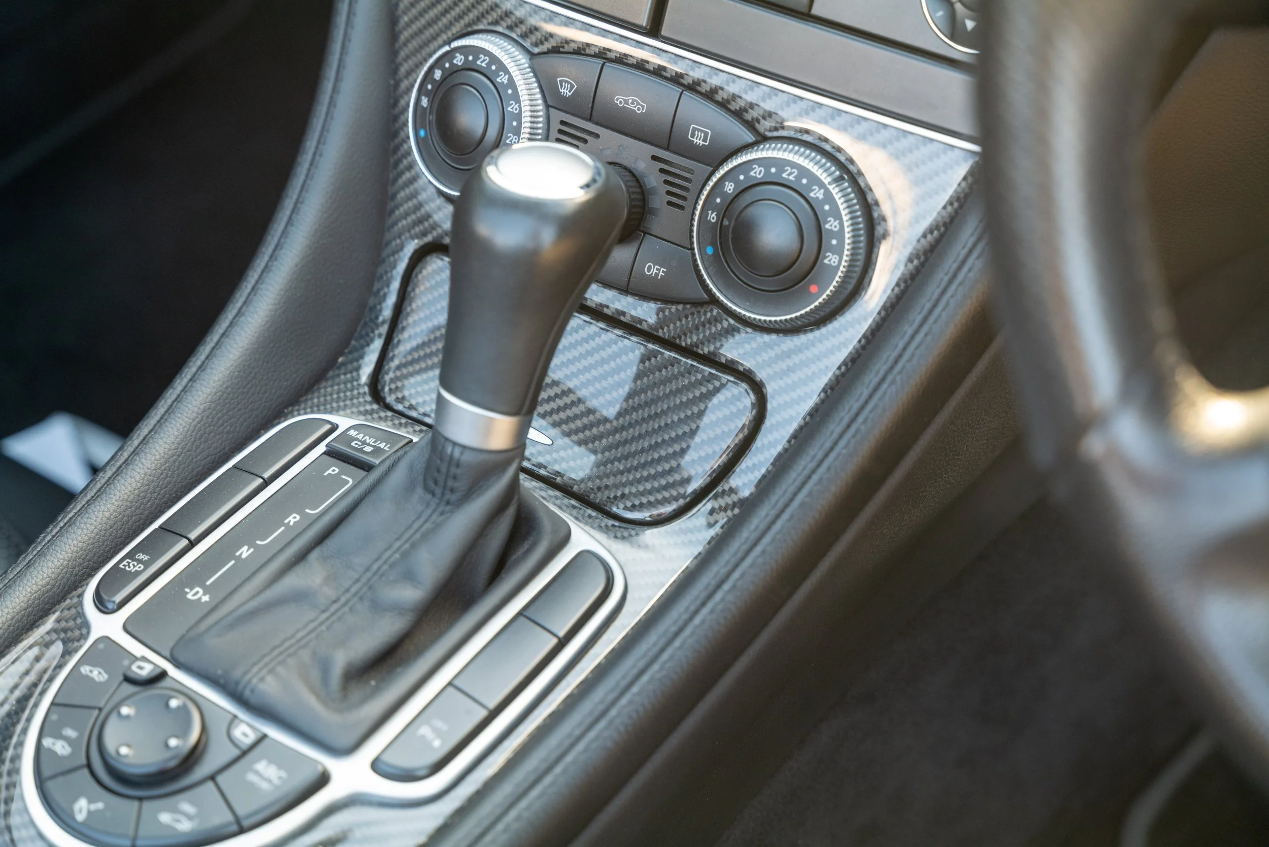 2007 Mercedes SL55 AMG - 37 - L1080868.jpg