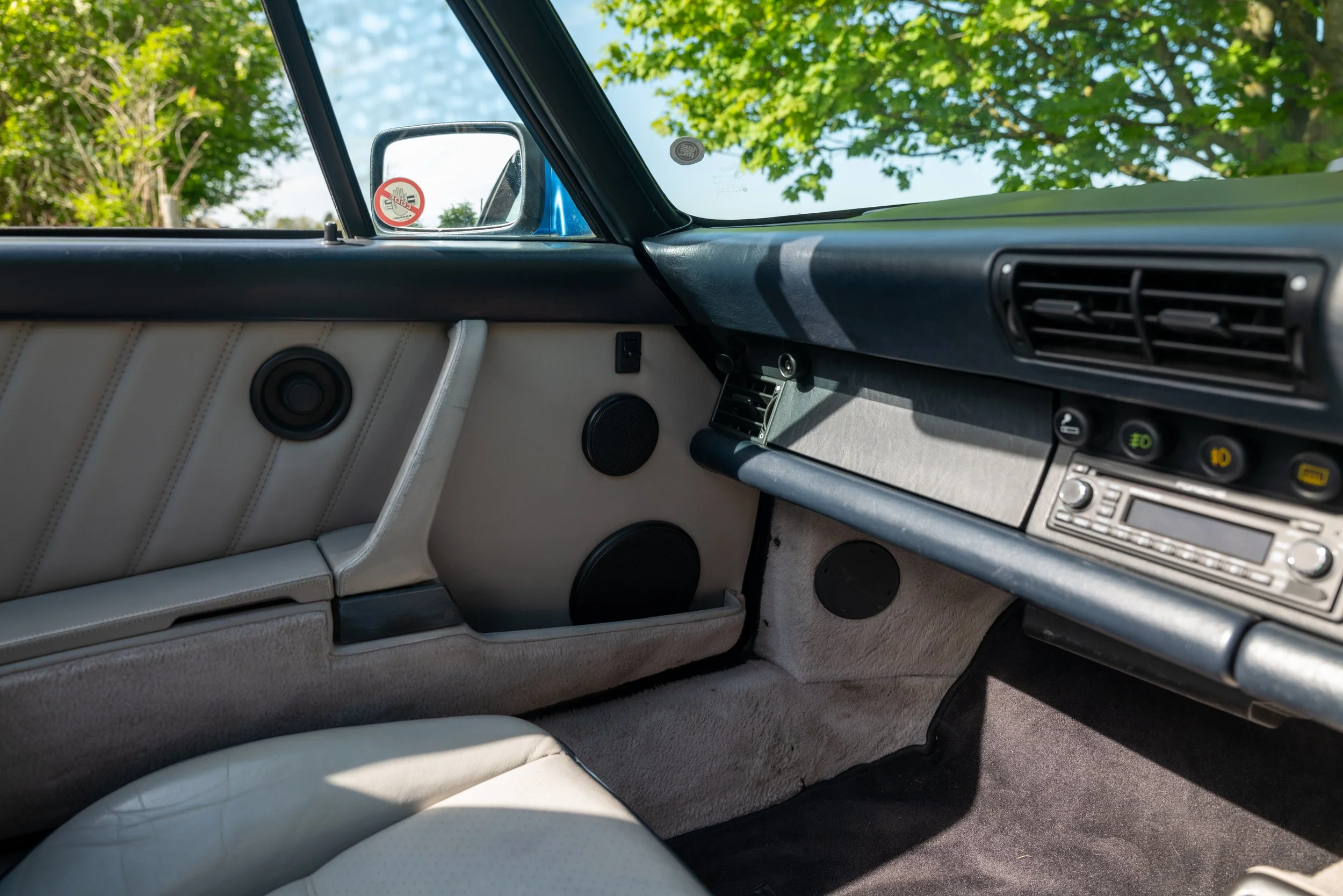 Porsche 911 964 Targa - 31 - L1070852.jpg