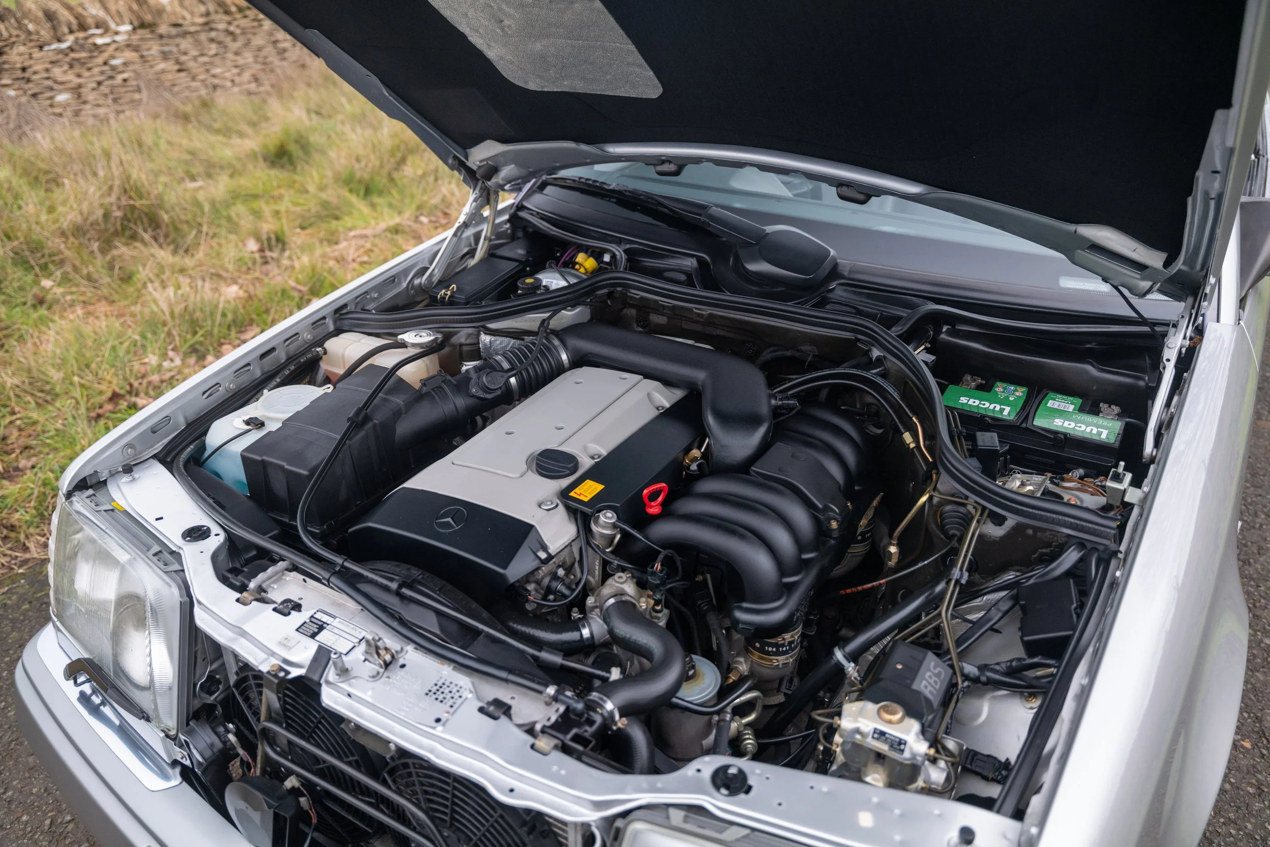 1996 Mercedes E320 Cabriolet - 39 - L1070463.jpg