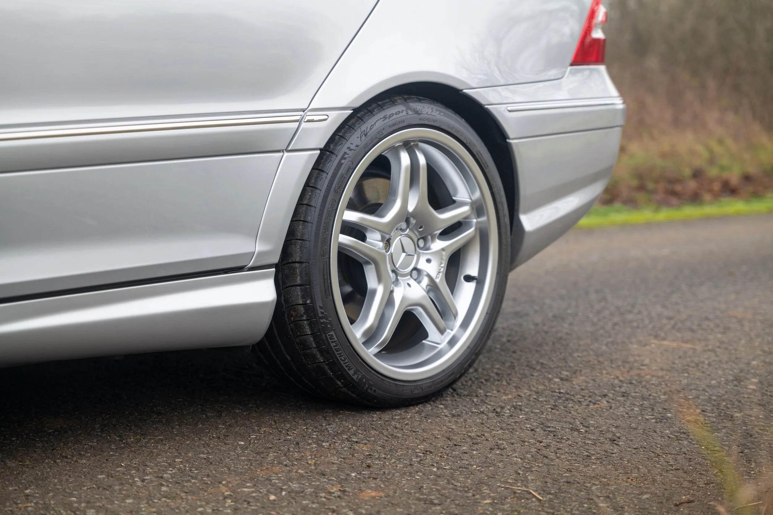 2004 Mercedes C55 Saloon - 14 - L1070358.jpg