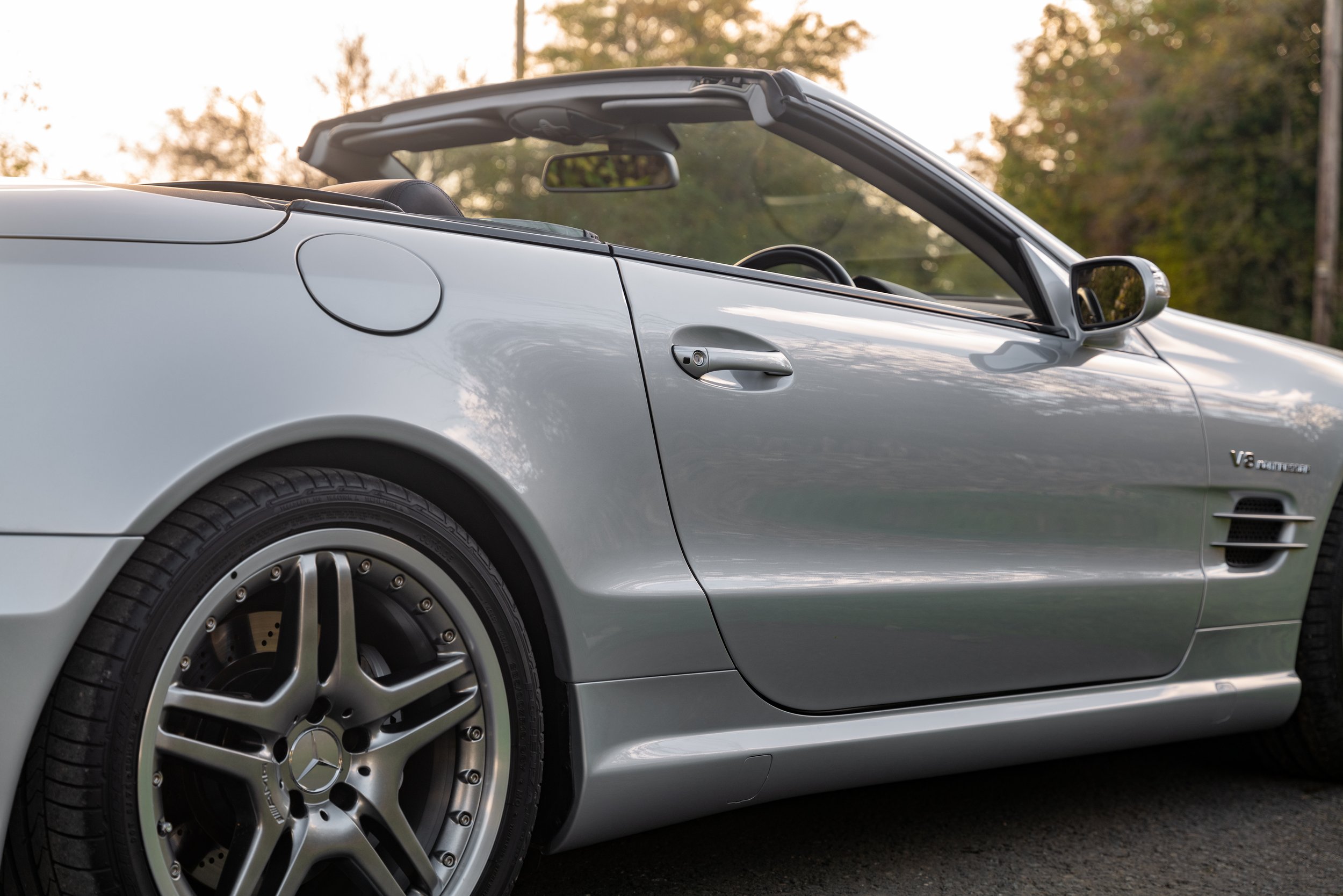 2007 Mercedes SL55 AMG - 21 - L1080849.jpg