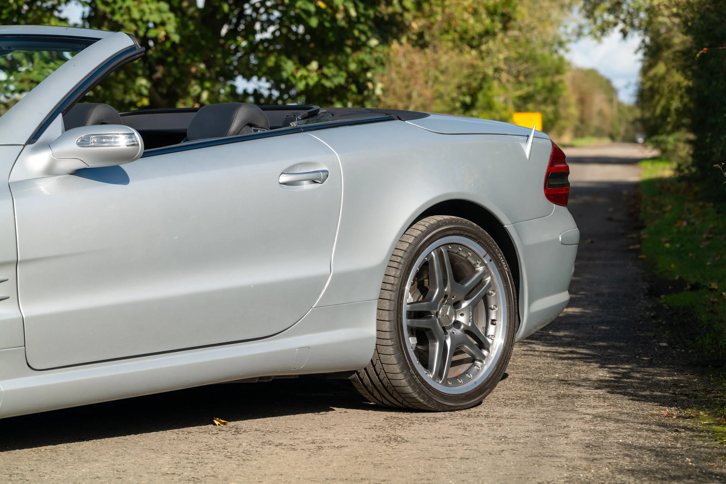 2007 Mercedes SL55 AMG - 7 - L1080835.jpg