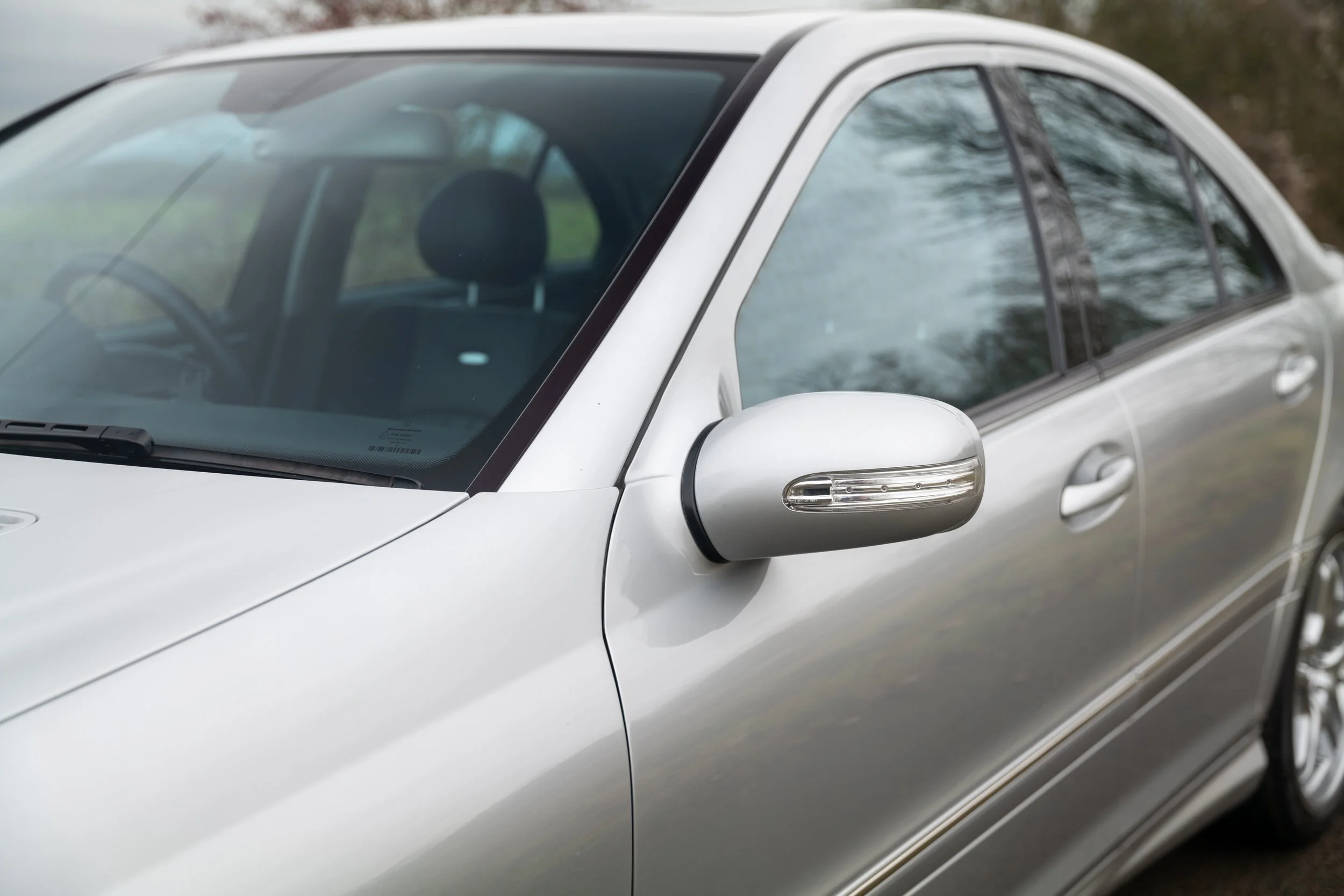 2004 Mercedes C55 Saloon - 12 - L1070356.jpg