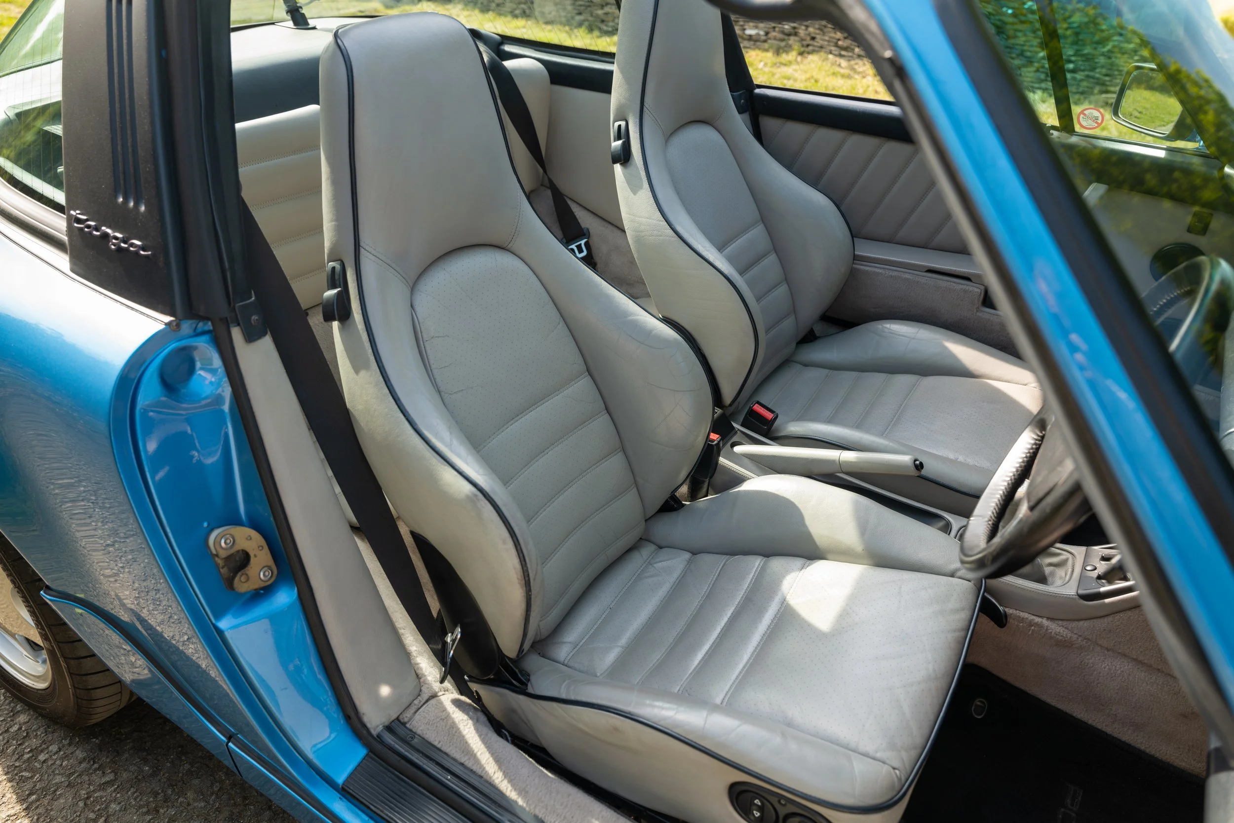 Porsche 911 964 Targa - 25 - L1070846.jpg