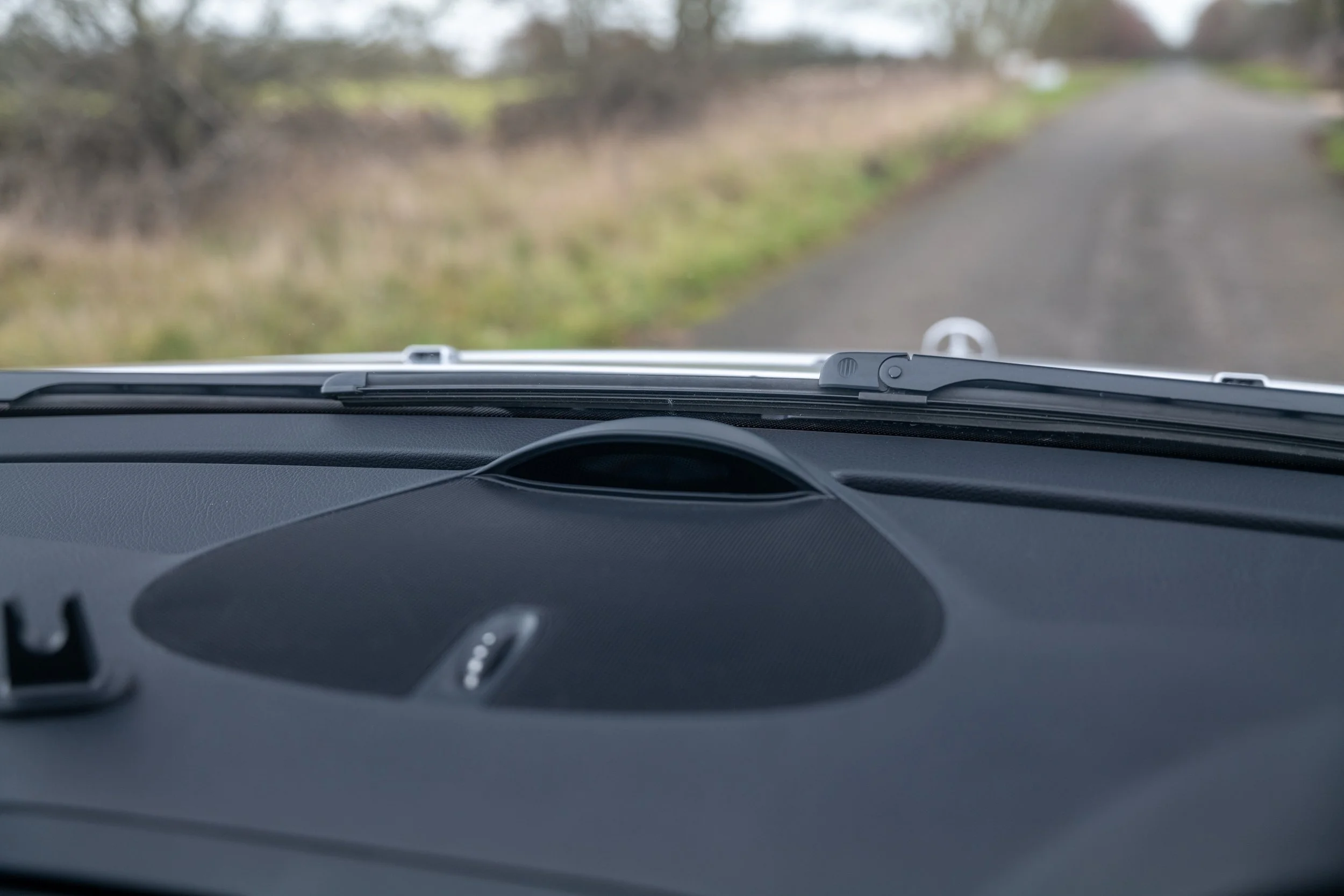 2004 Mercedes C55 Saloon - 37 - L1070383.jpg