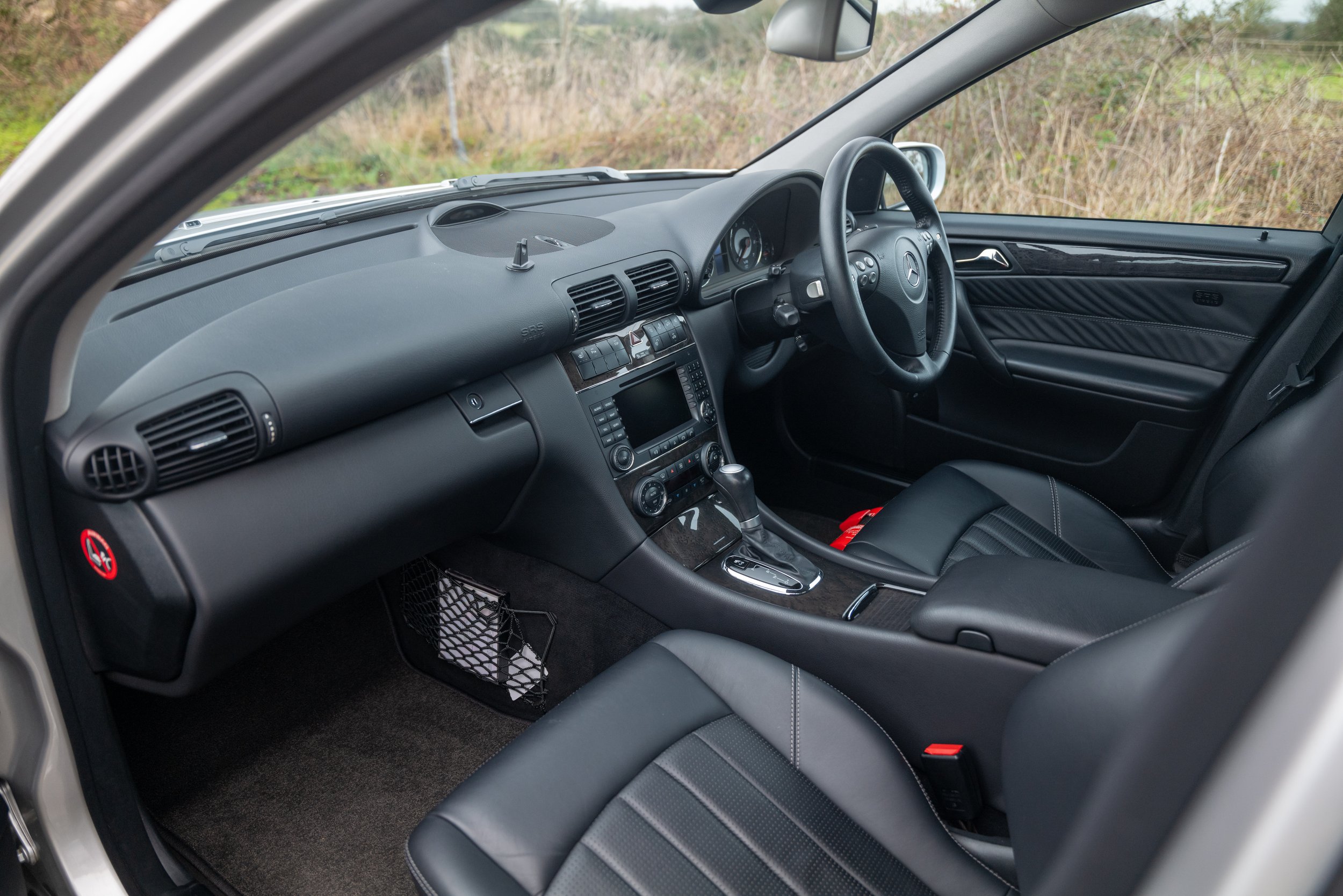 2004 Mercedes C55 Saloon - 47 - L1070395.jpg