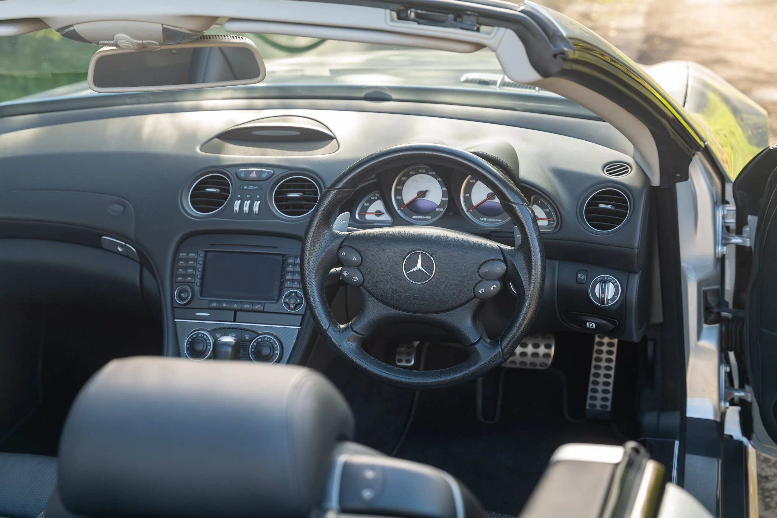 2007 Mercedes SL55 AMG - 28 - L1080858.jpg