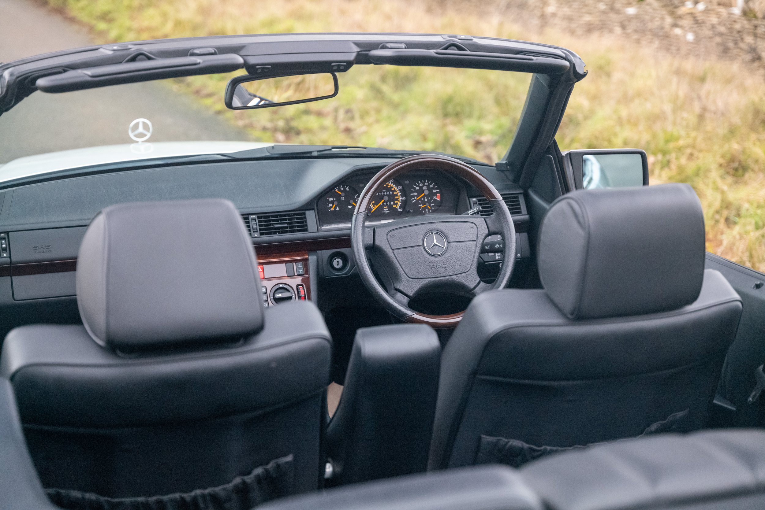 1996 Mercedes E320 Cabriolet - 18 - L1070440.jpg