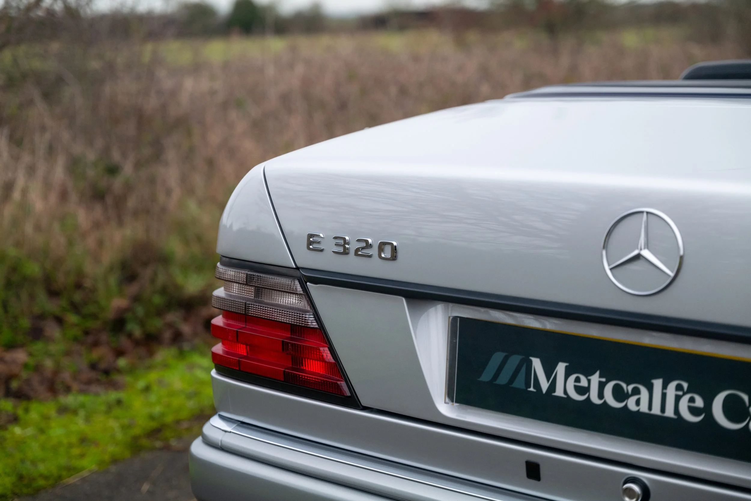 1996 Mercedes E320 Cabriolet - 17 - L1070439.jpg