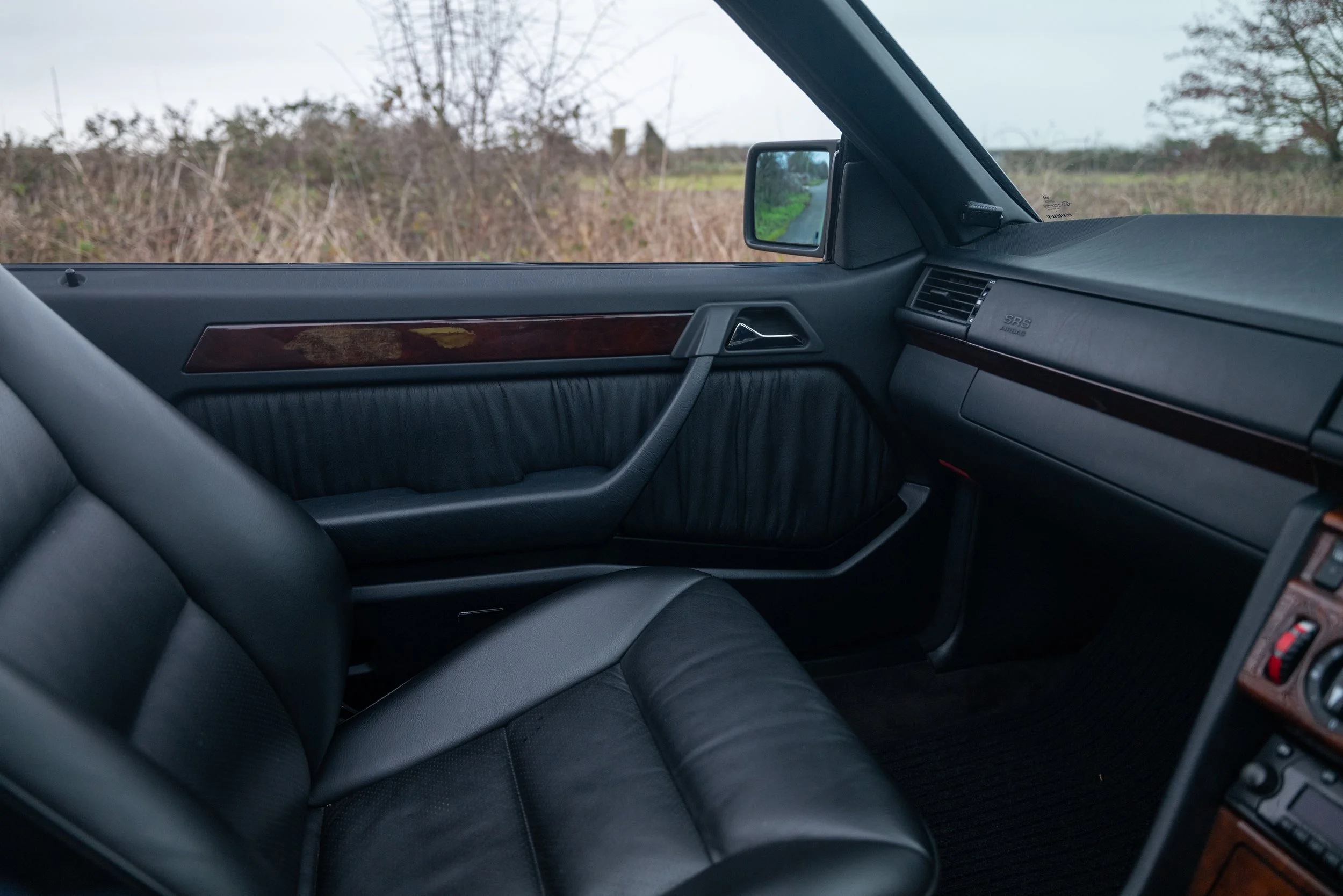 1996 Mercedes E320 Cabriolet - 34 - L1070458.jpg