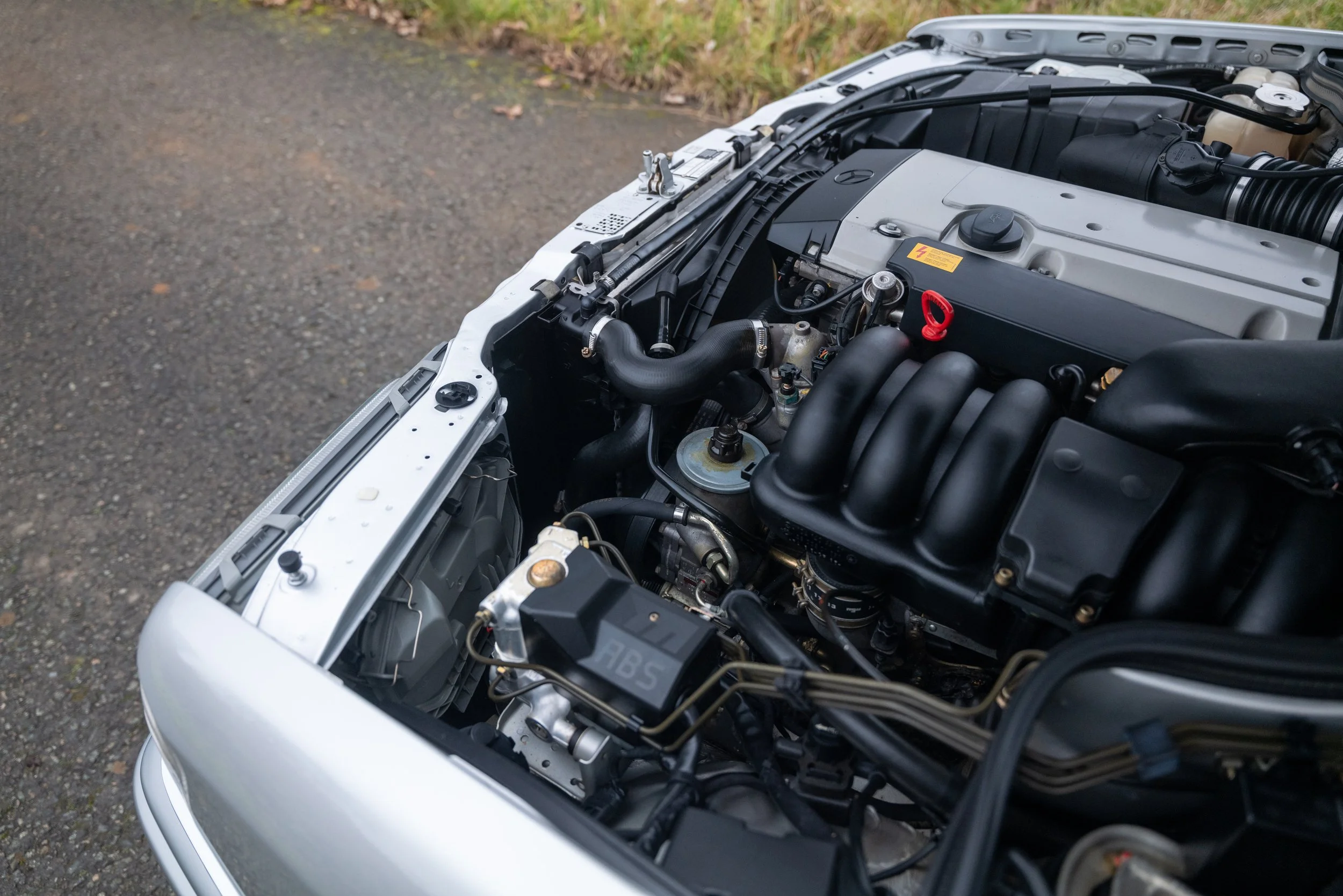 1996 Mercedes E320 Cabriolet - 45 - L1070469.jpg