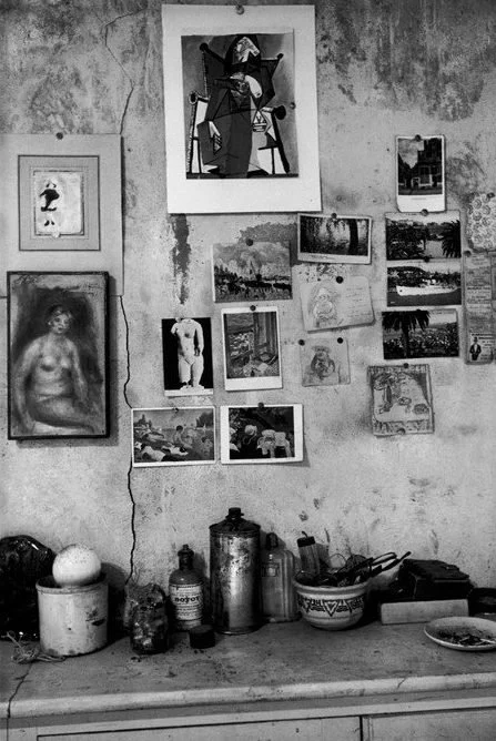Studio-of-Pierre-Bonnard.-Photograph-H.-Cartier-Bresson-e1647348974922.jpg