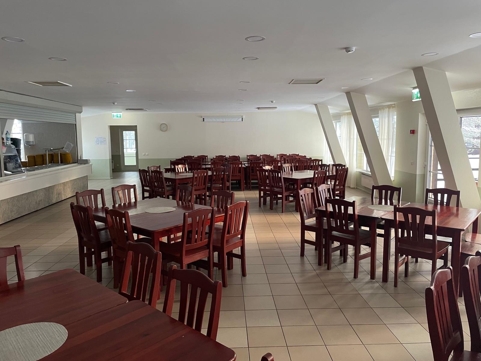 Kloogaranna toitlustus saal