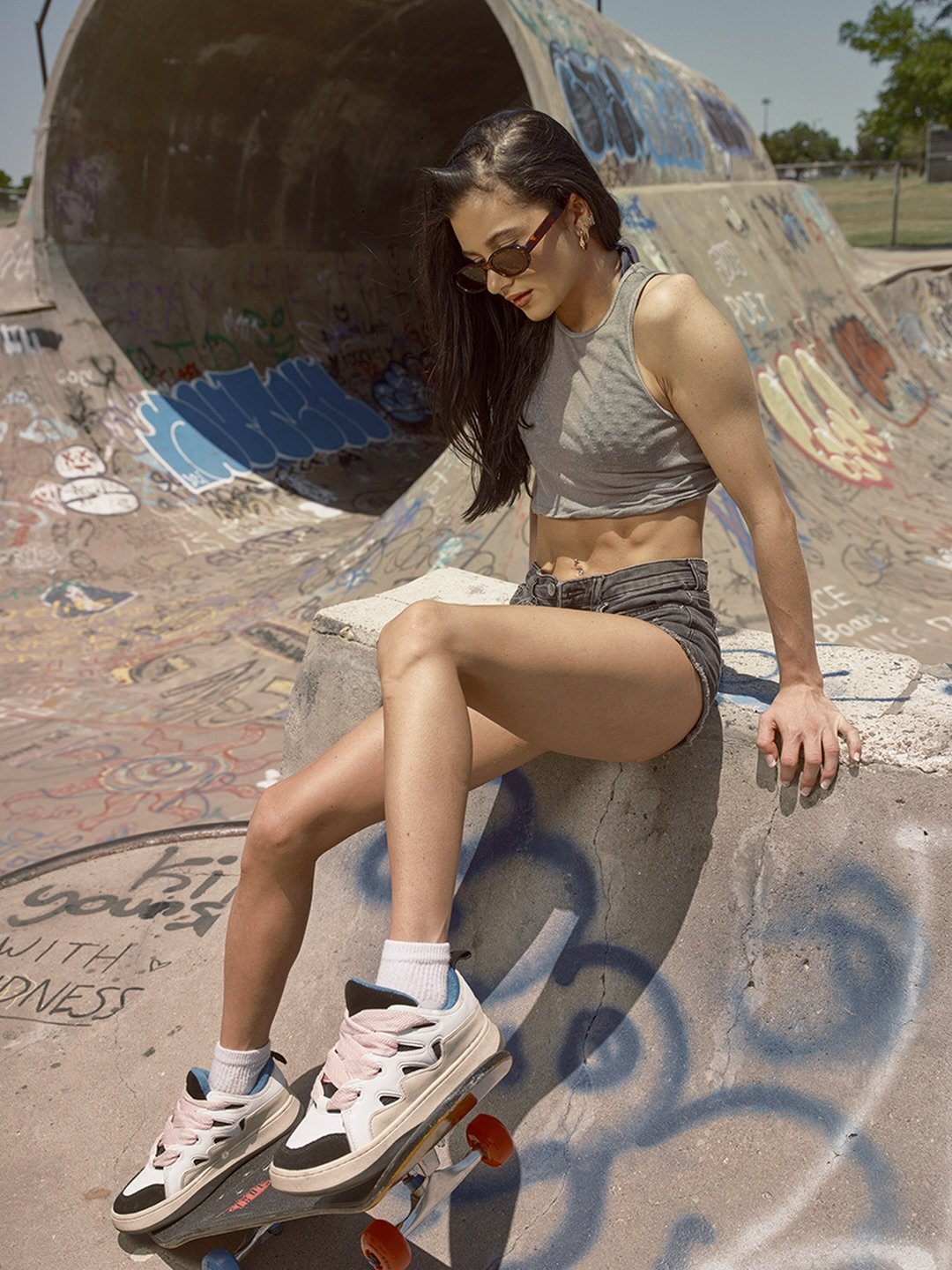 Warm summer days are coming!
Then we are back to Editorial photo shoots.  Sick of this cold! 

Model @elizabethlhobart 
@amarillomodels  AGENCY
Photo @craigstidham 
On location in Amarillo, Tx

#craigstidham #amarillomodels #lubbockmodel #modelagency