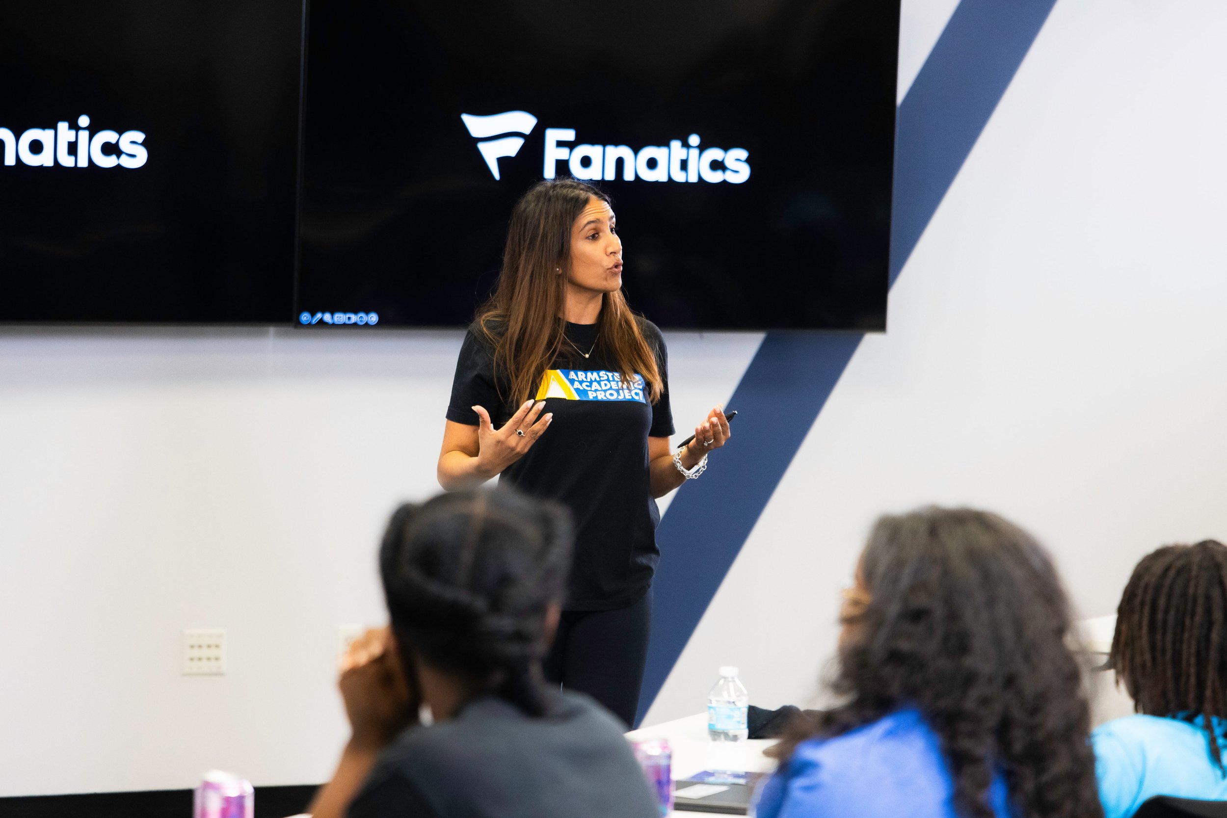 102825_DuncanBoone_Armstead_Career Camp-3 Duncan Boone.jpg