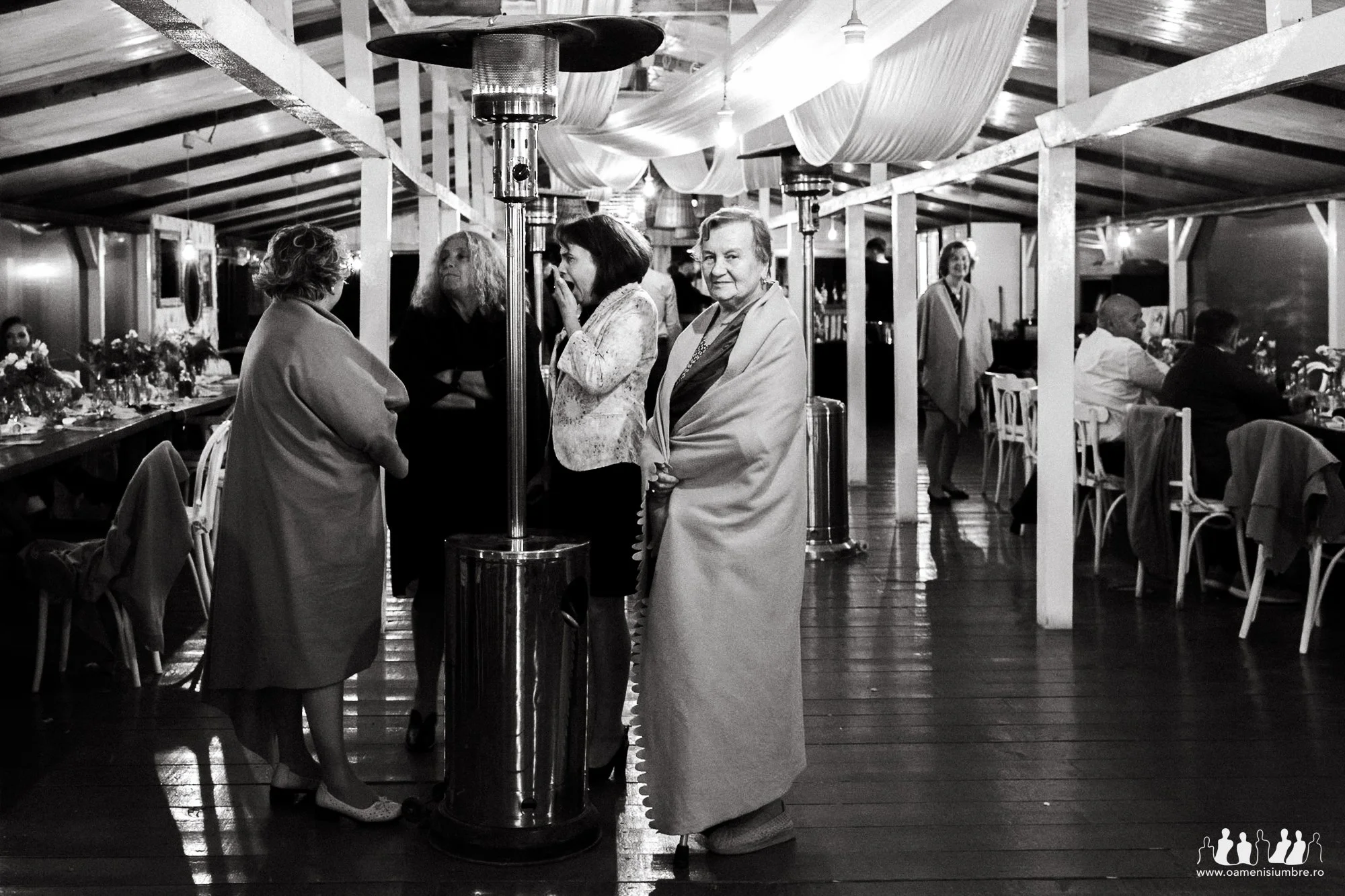 Fotografii de nunta in aer liber The Wedding House_2.jpg