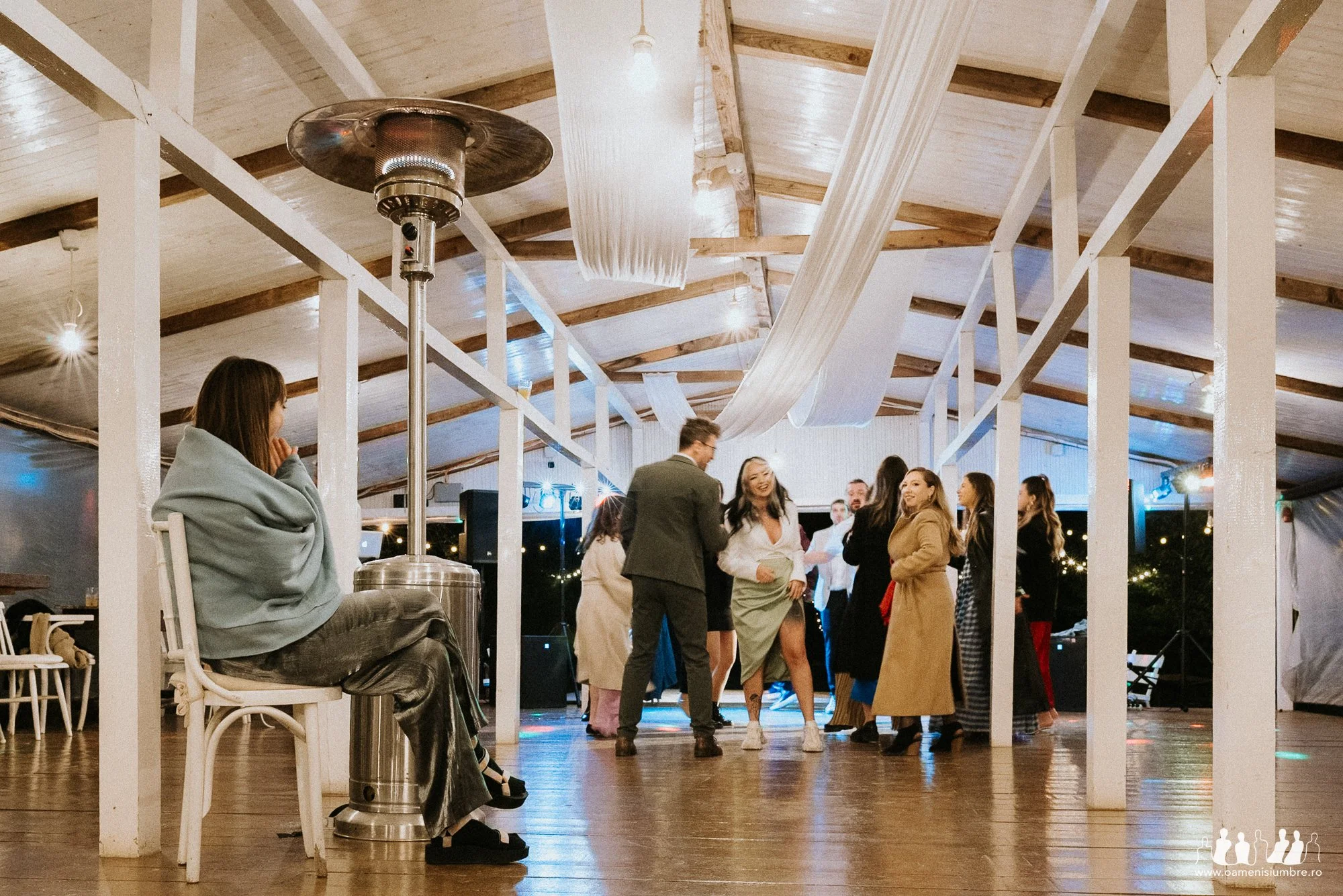 Fotografii de nunta in aer liber The Wedding House_8.jpg