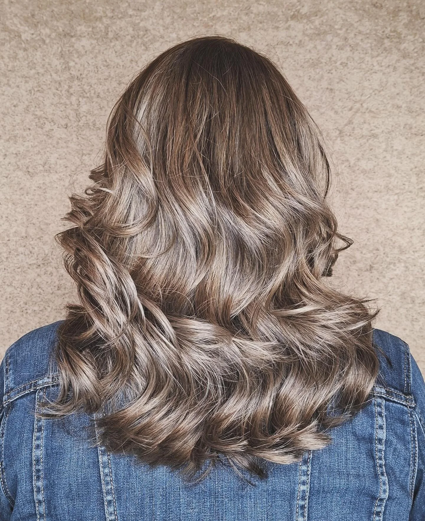 By Jeremy ✨

Vous pouvez retrouver J&eacute;r&eacute;my au salon Pachamama de la Jonction 🤗
📍Chemin du 23 Ao&ucirc;t 2, 1205 Gen&egrave;ve 
☎️ 0225471030