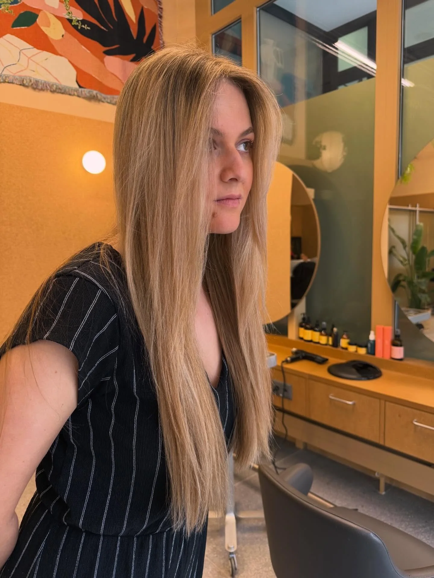 ~ BALAYAGE ~ 

Et toi tu as pris ton rendez-vous balayage avant l&rsquo;&eacute;t&eacute; ? 🤗 

📍Chemin du 23 ao&ucirc;t 2, 1205 Gen&egrave;ve 
☎️022.547.10.30 
📍 Rue de la fl&egrave;che 5, 1207 Gen&egrave;ve 
☎️022.557.65.00 

#balayage#genevahai