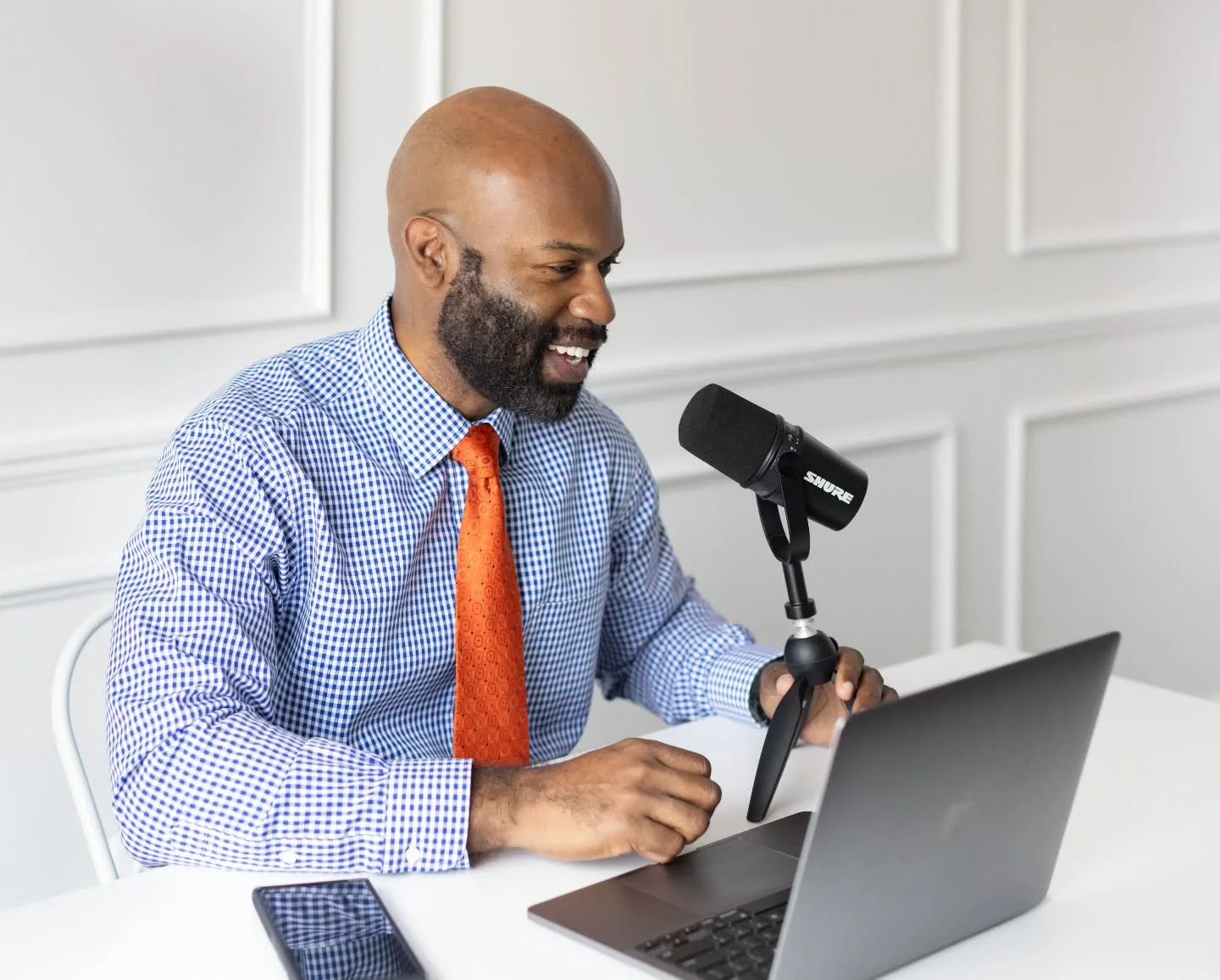 Imagine having a simple, customized plan to:

Grow &amp; protect your savings

Pay down debt faster

Build lasting wealth&nbsp;and&nbsp;create a financial legacy for your children

I&rsquo;m opening a limited number of&nbsp;1:1 financial planning ses