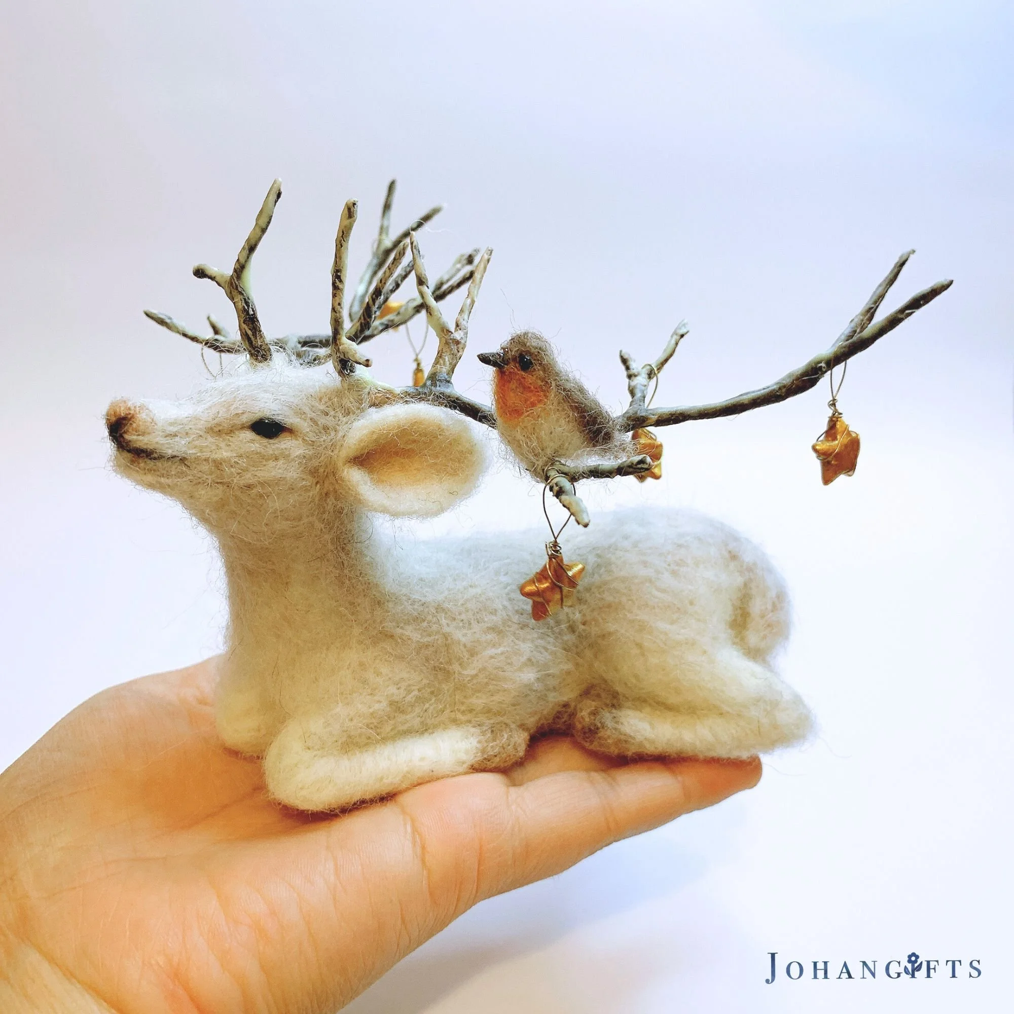 White deer & robin | 2024