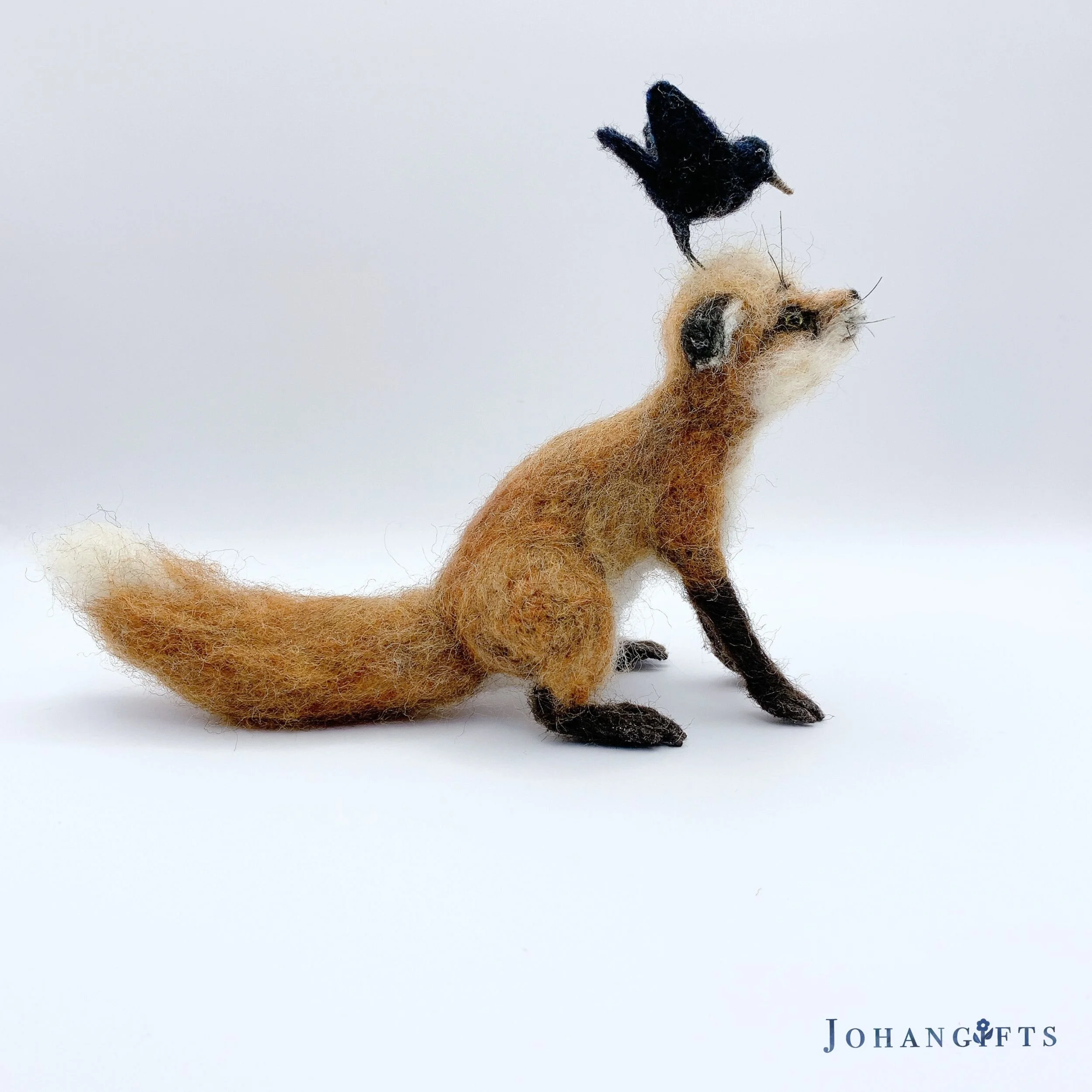 unique-wildlife-fox-and-crow-wool-figurine.jpg