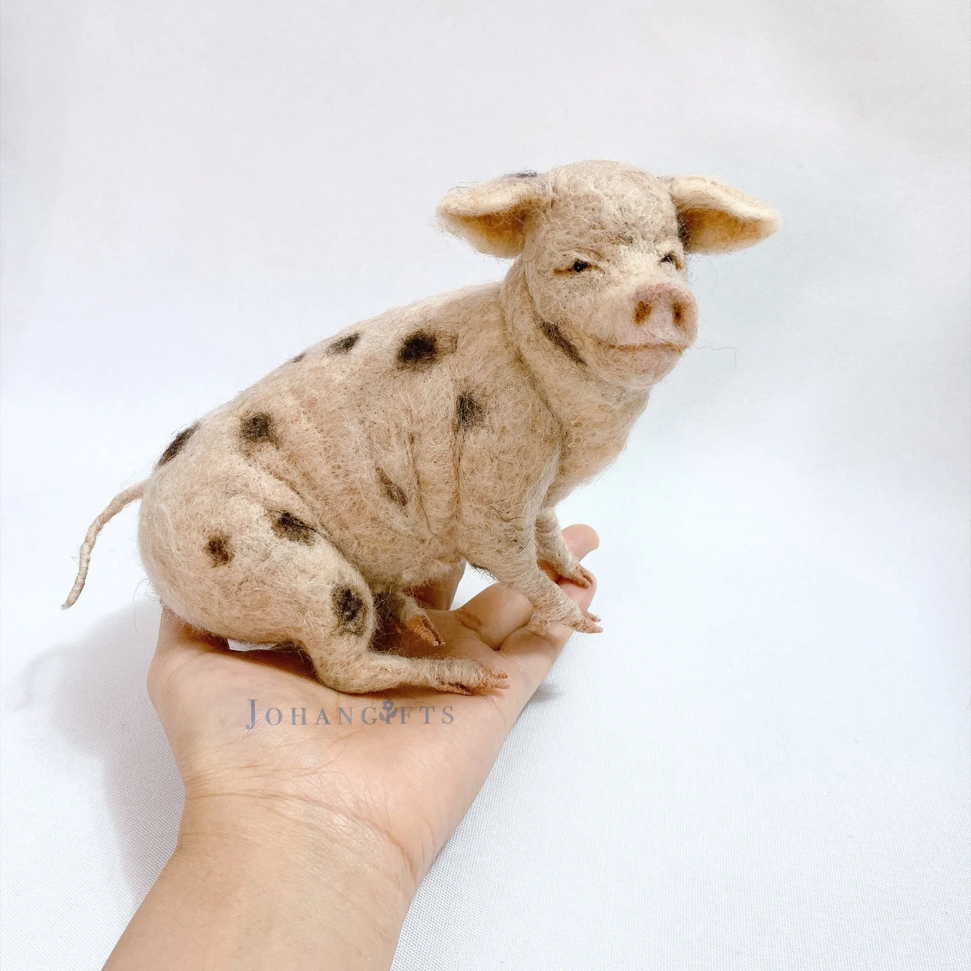 Gloucestershire Old Spot Pig Sculpture