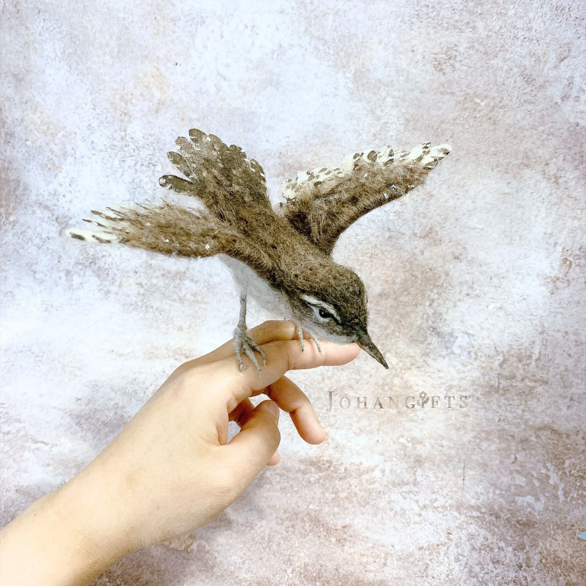 collectible-wren-wool-art.jpg
