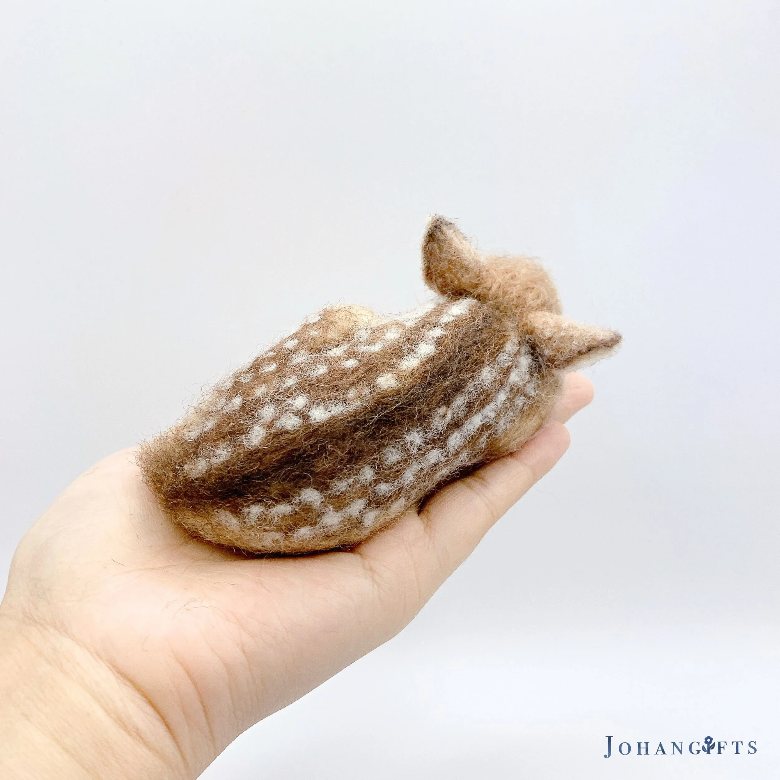 deer-fawn-handmade-wool-figurine.jpg