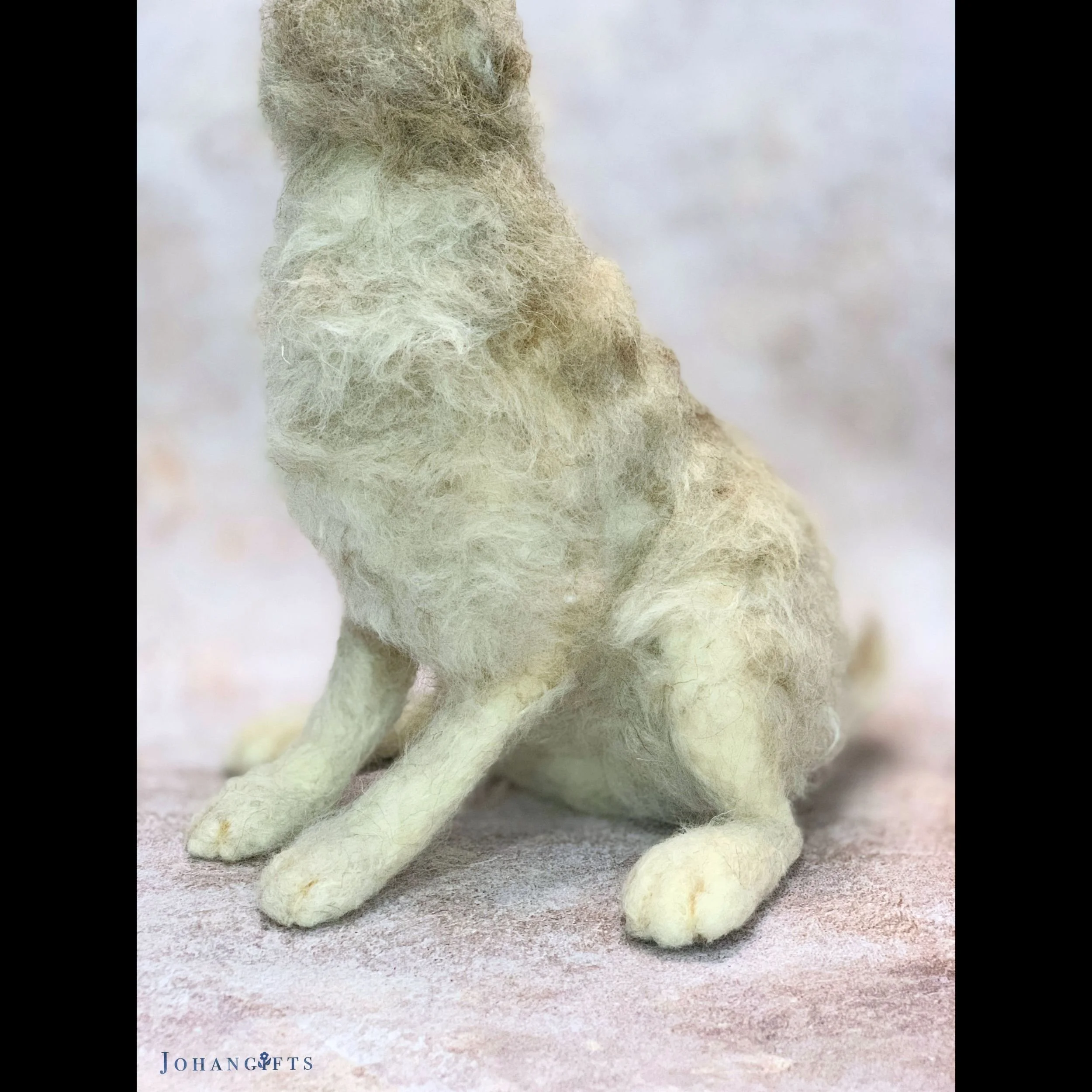 realistic-snowshoe-hare-wool-figurine.jpg