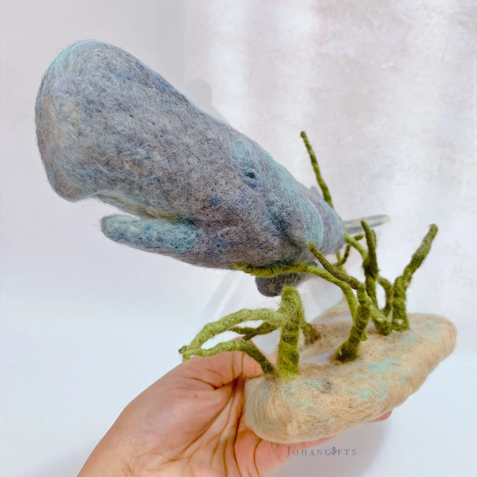 handcrafted-whale-mother-baby-wool-art.jpg