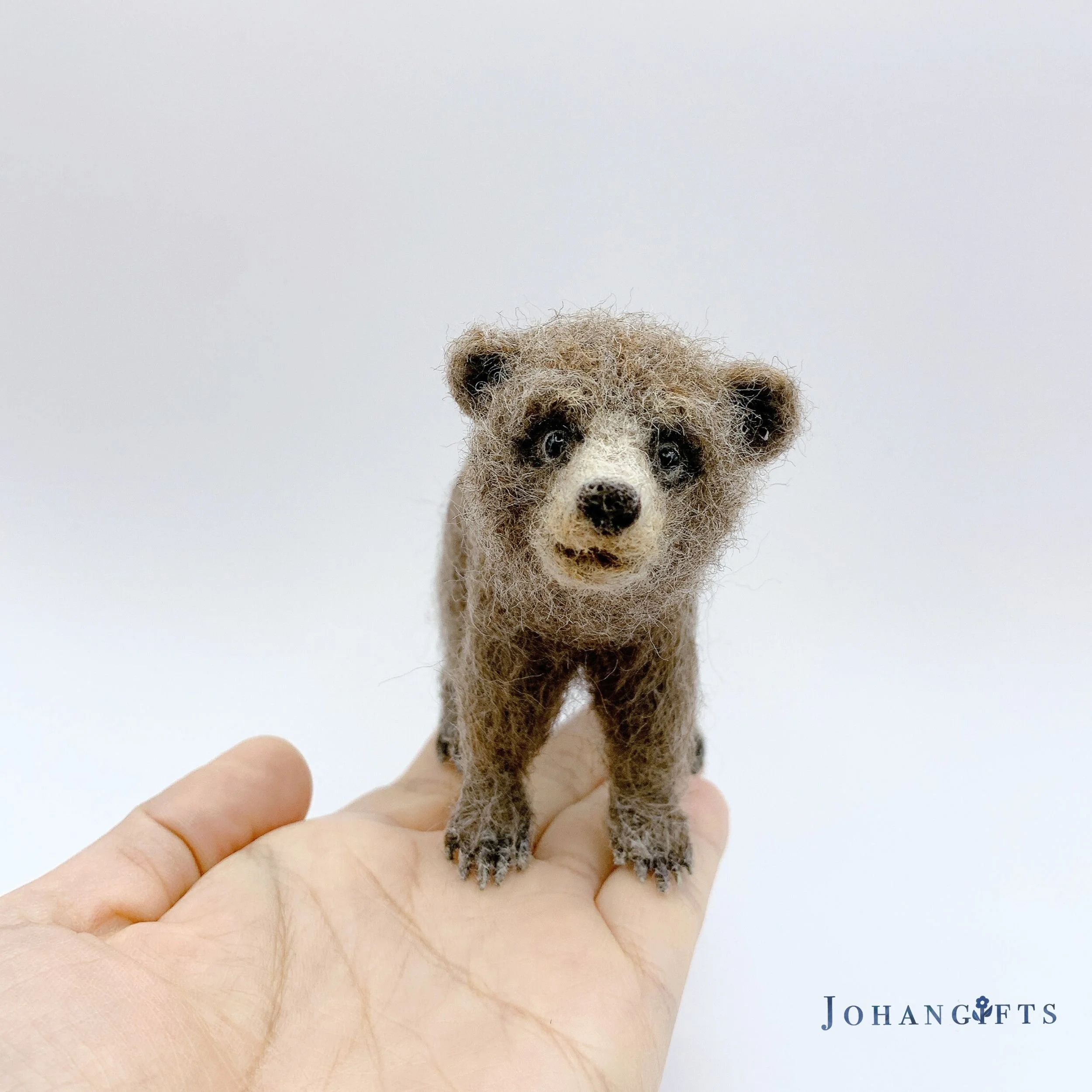 Bear cub | 2026
