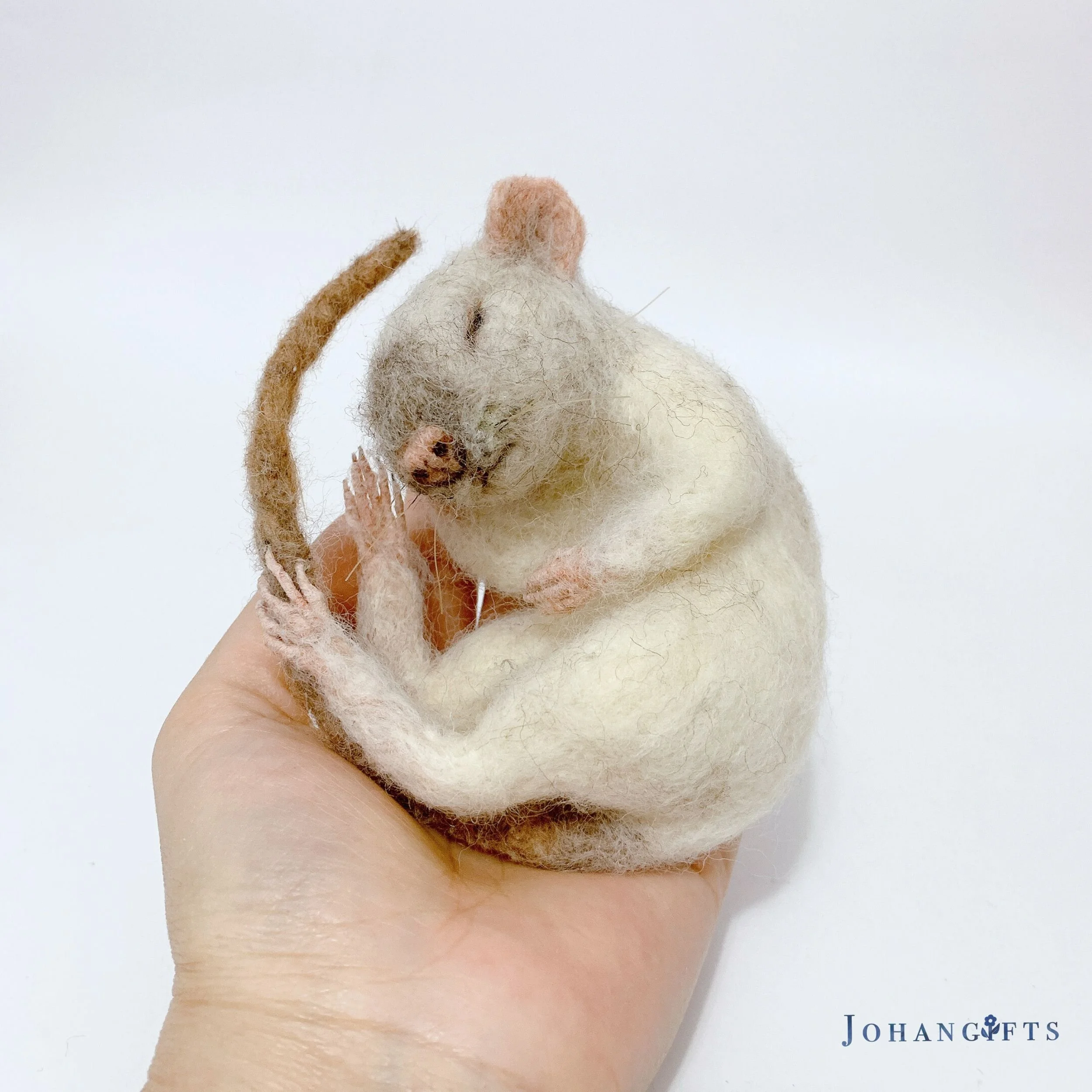 Sleepy rat | 2025