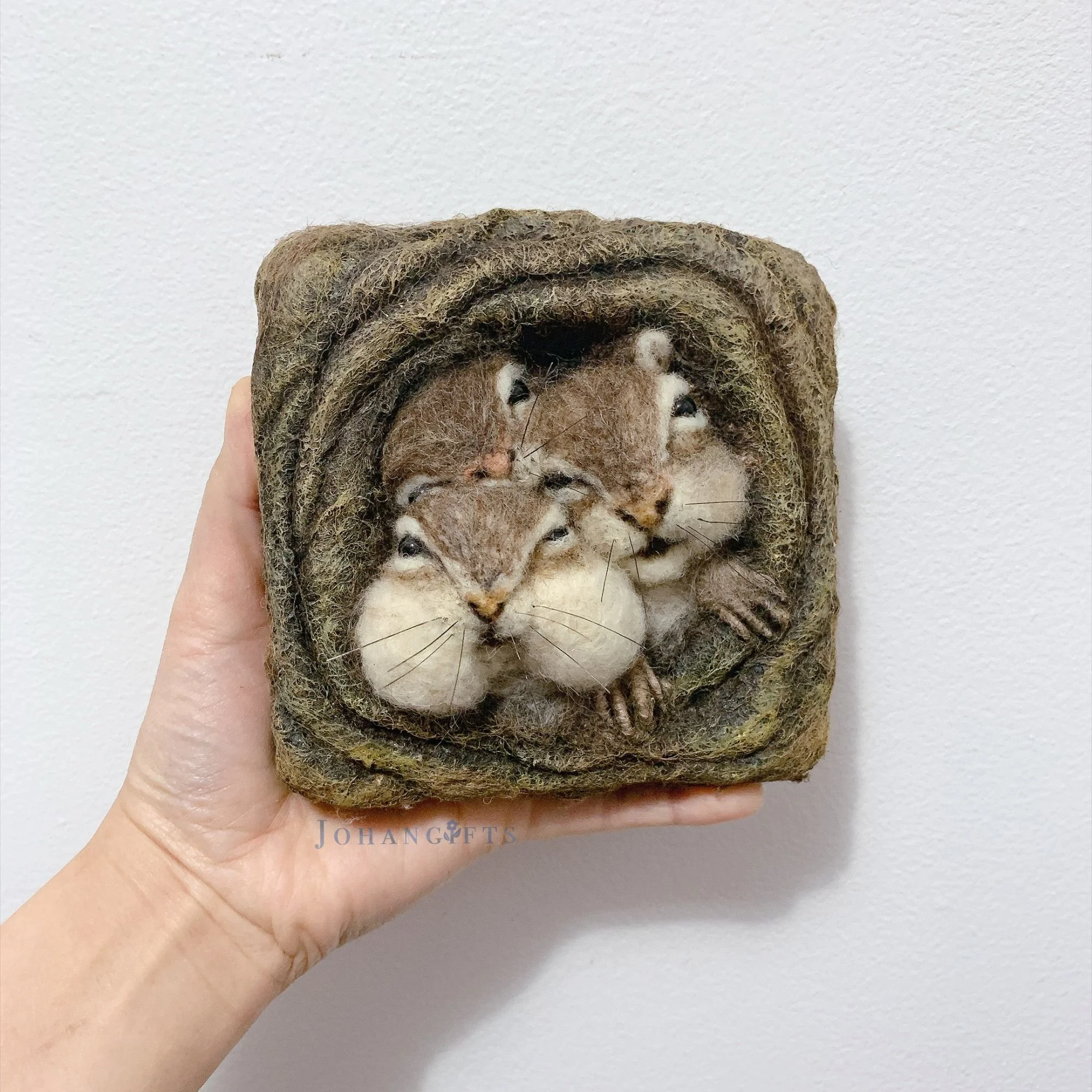needle-felted-three-chipmunks-tree-hollow-wildlife-sculpture.jpg