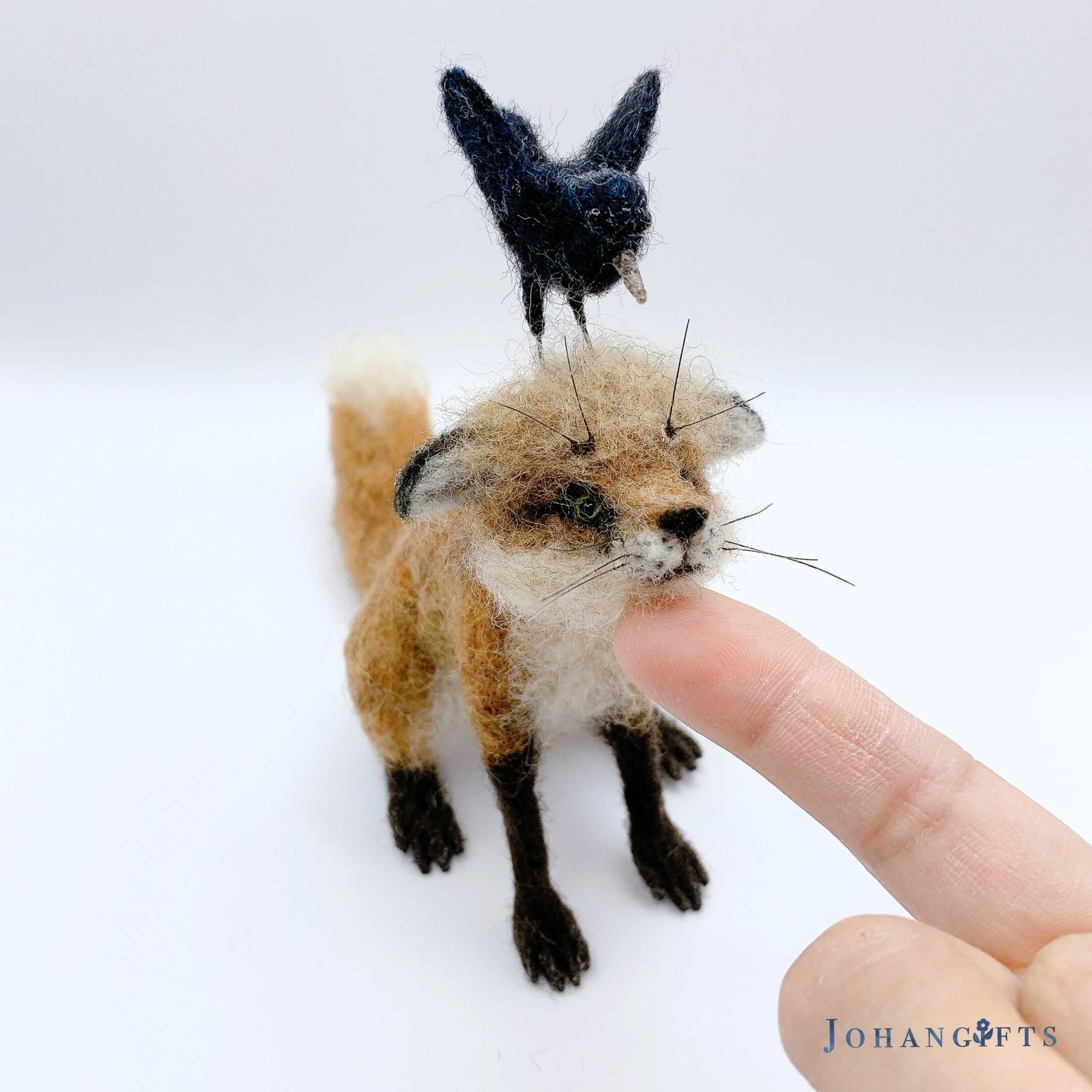adorable-needle-felted-fox-and-crow-figurine.jpg