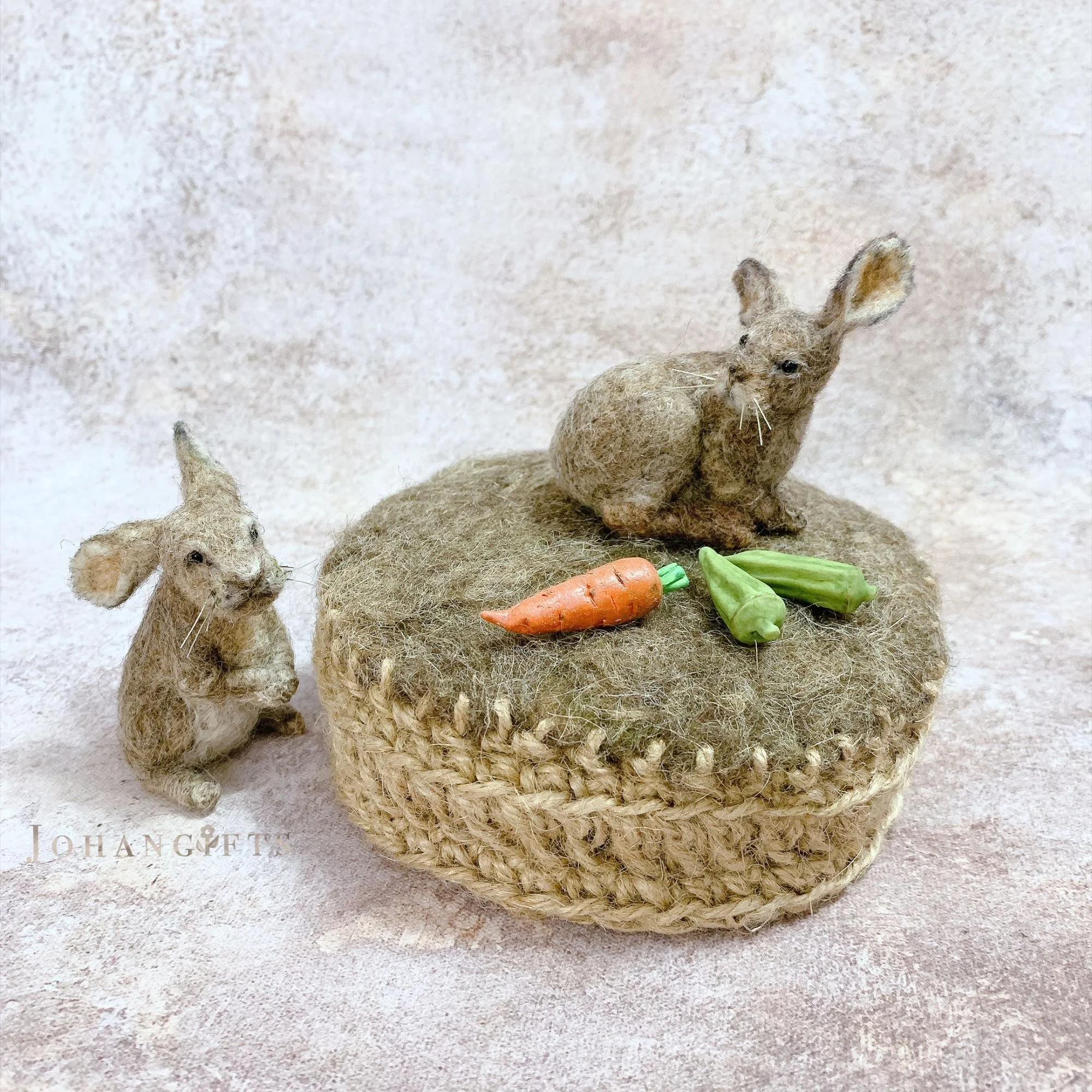 miniature-rabbit-pair-with-carrot-needle-felted-bunnies.jpg