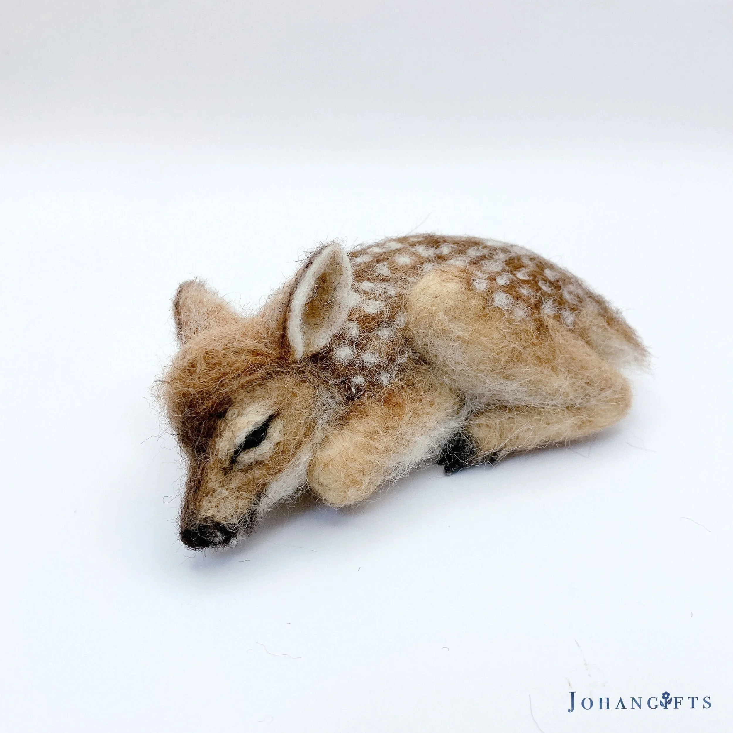 wool-needle-felted-fawn-figurine.jpg