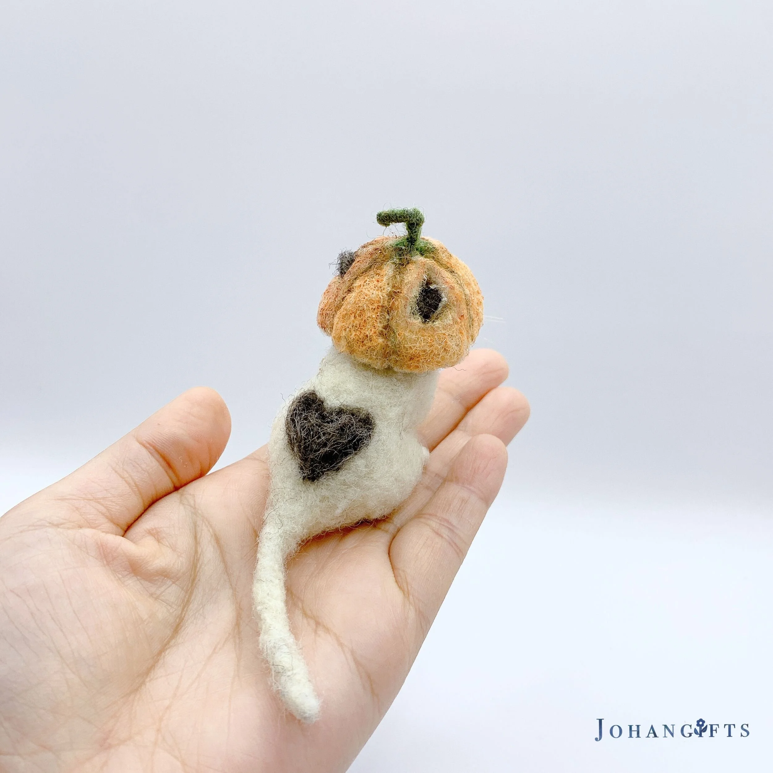 Pumpkin Kitten | 2025 | Sold