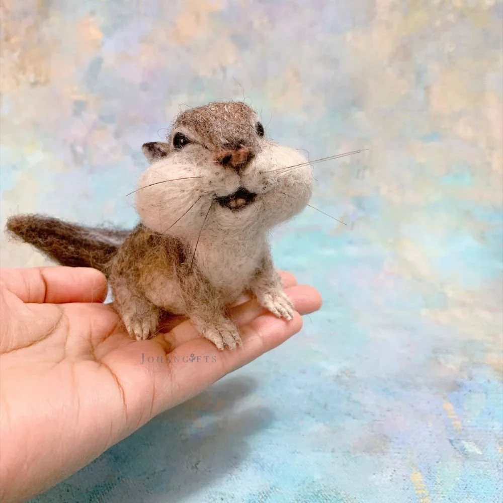 chipmunk-wildlife-needle-felted-wool-art.jpg